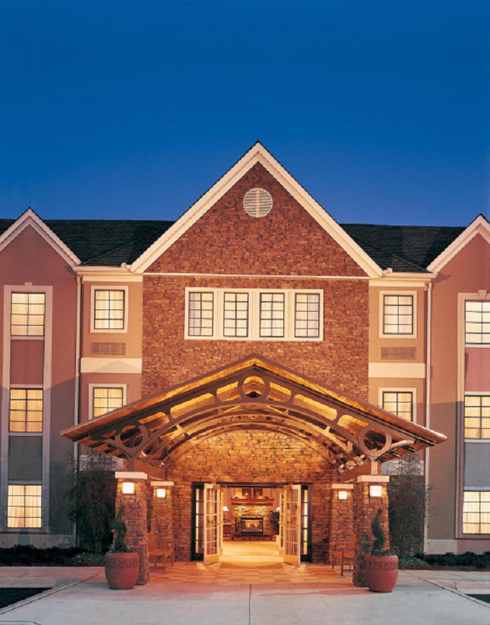 Staybridge Suites - Columbus - Worthington, an IHG Hotel — hotel in Worthington