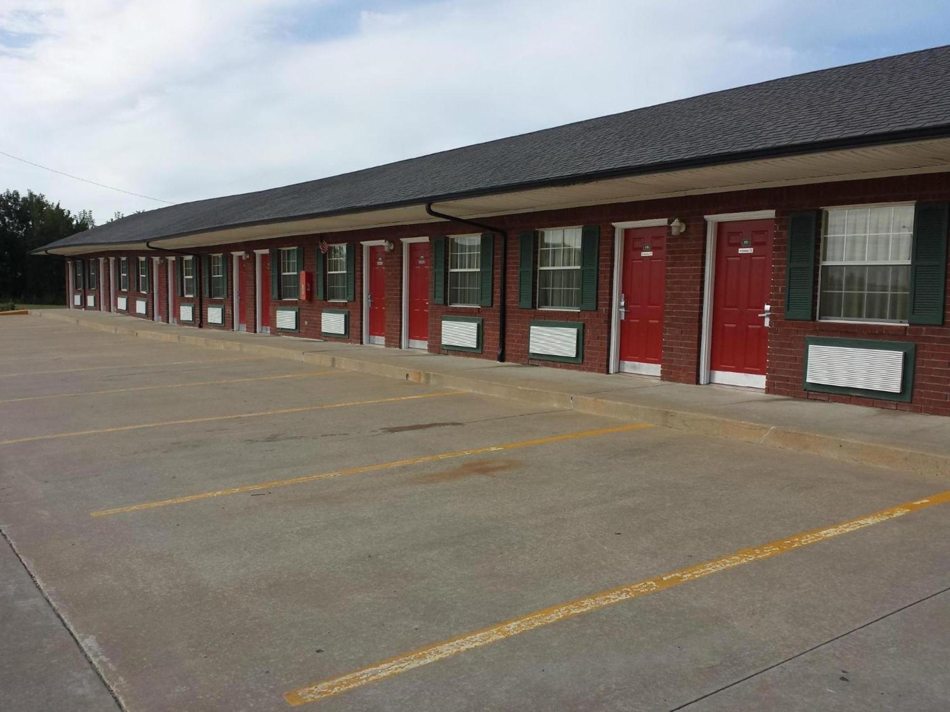 Green Country Inn — hotel in Henryetta
