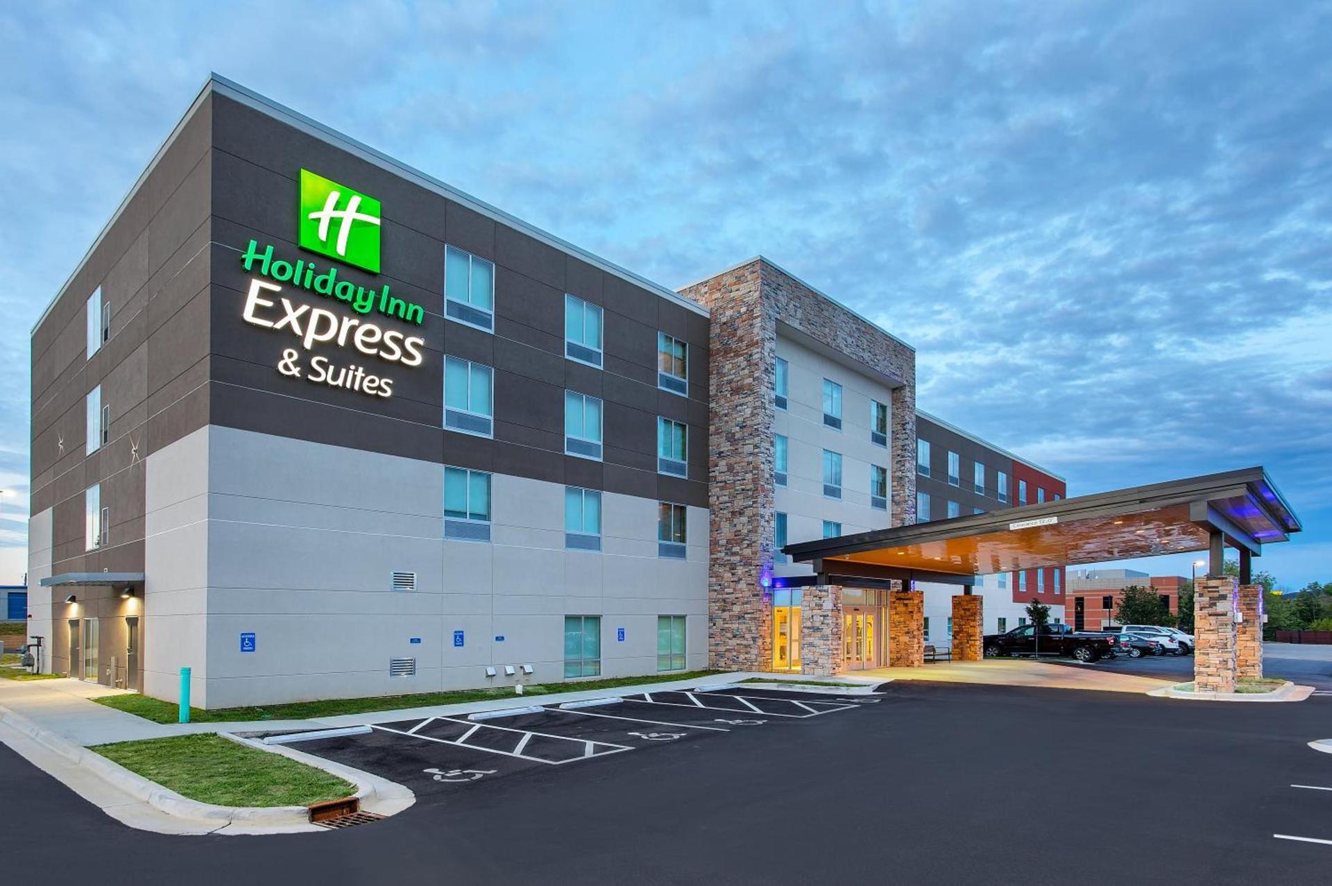 Holiday Inn Express & Suites - La Grange by IHG — hotel in La Grange