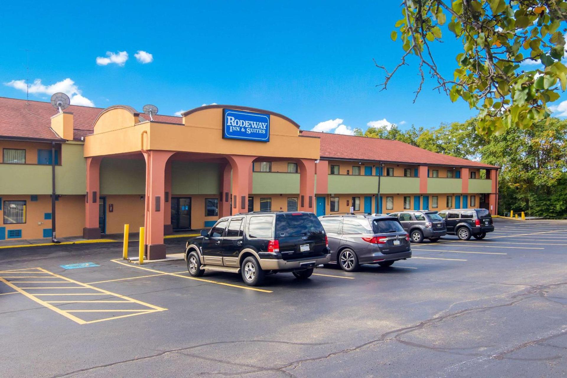 Rodeway Inn & Suites Monroeville-Pittsburgh — hotel in Monroeville
