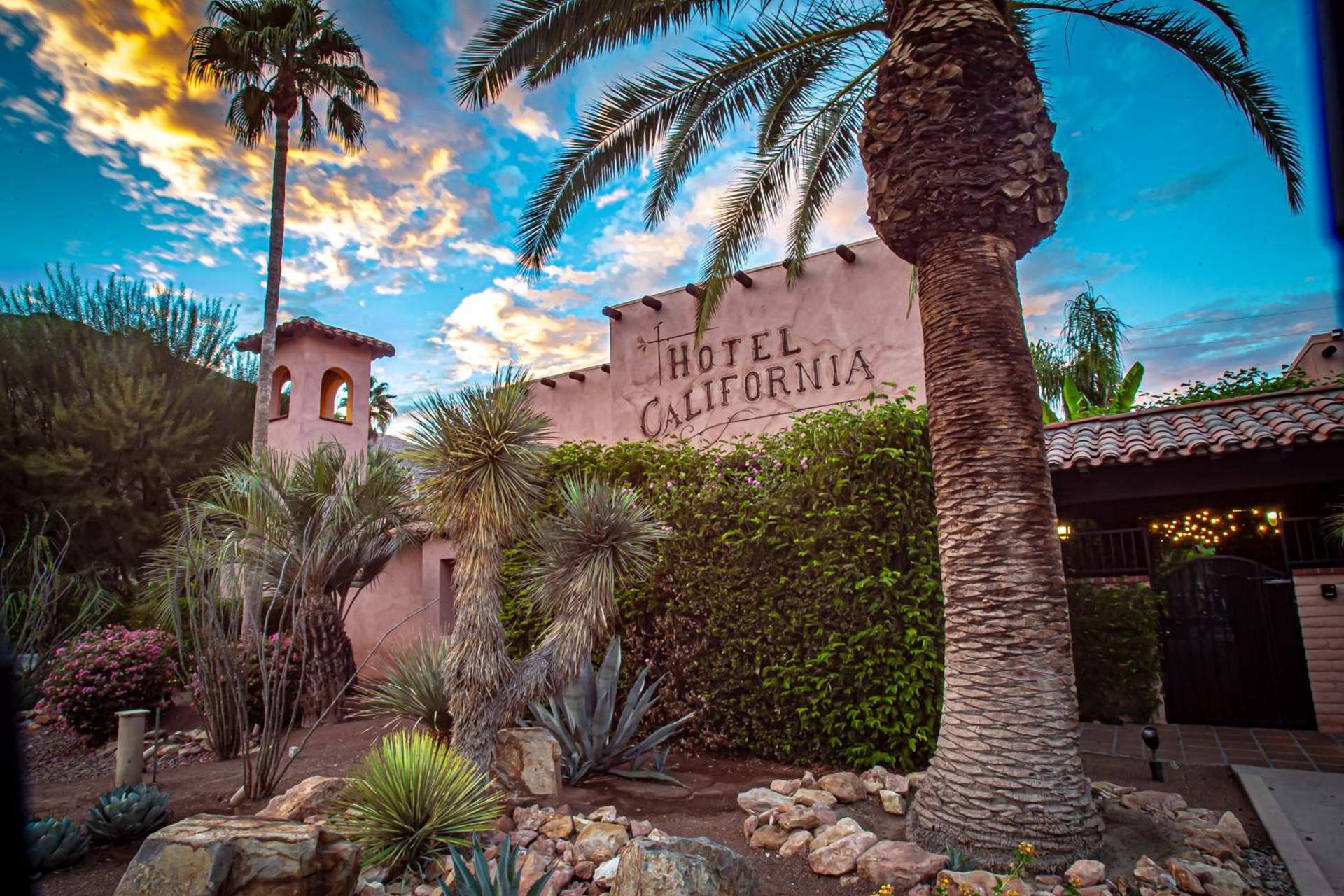 Hotel California - A Town & Desert Boutique Hotel