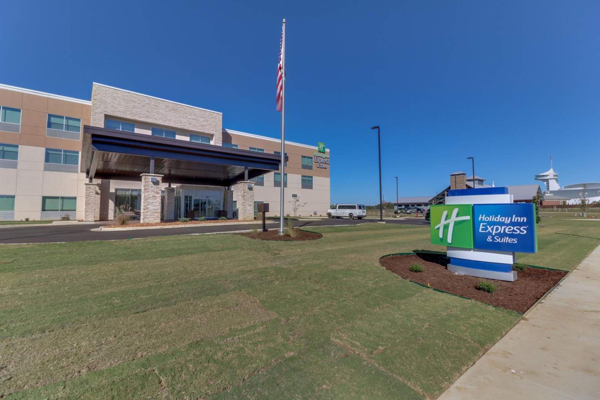 Holiday Inn Express & Suites - Union City by IHG