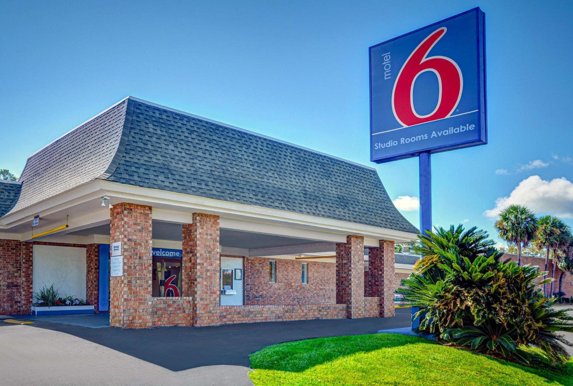 Motel 6-Tallahassee, FL - Downtown — hotel in Tallahassee