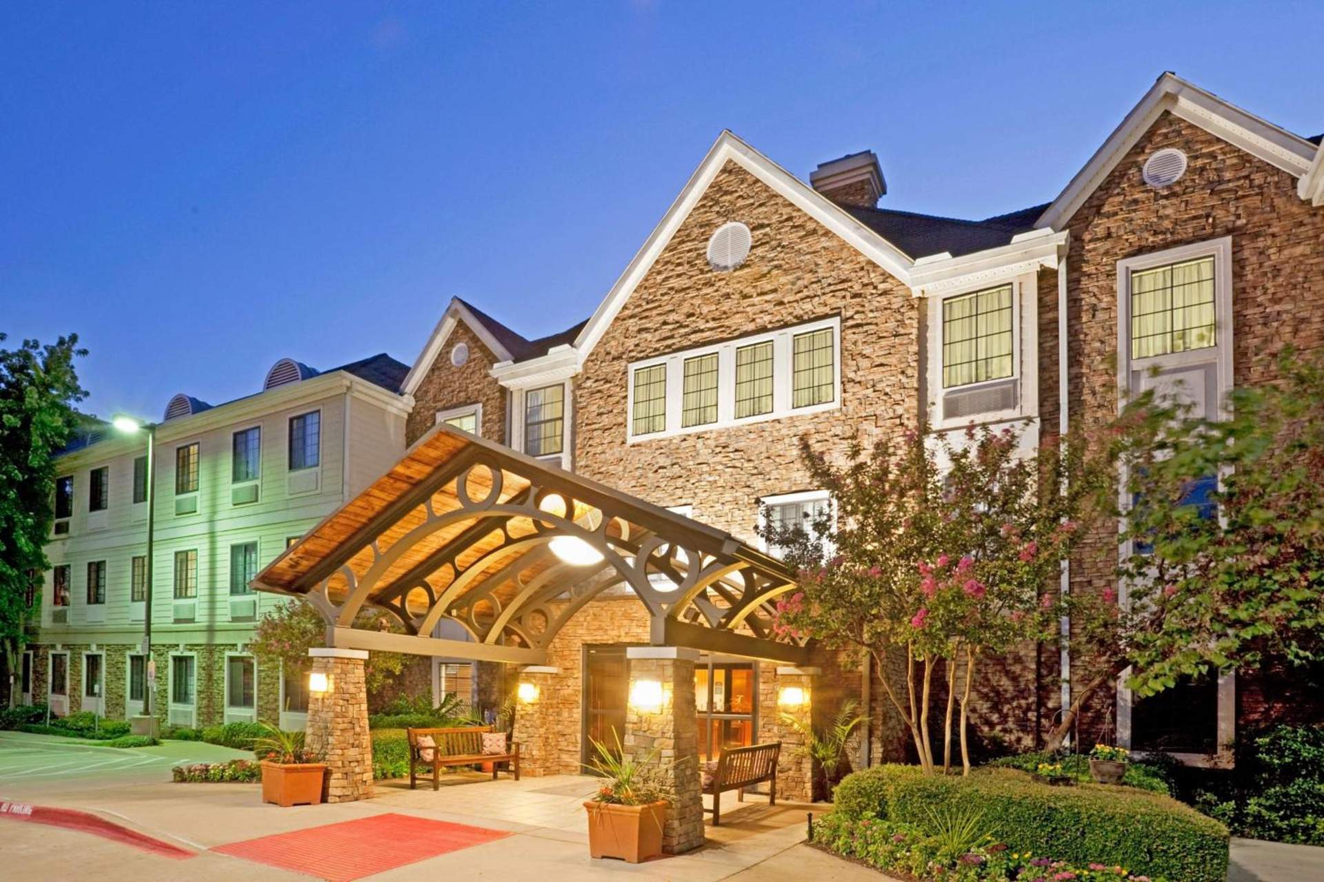 Staybridge Suites Irving Las Colinas by IHG