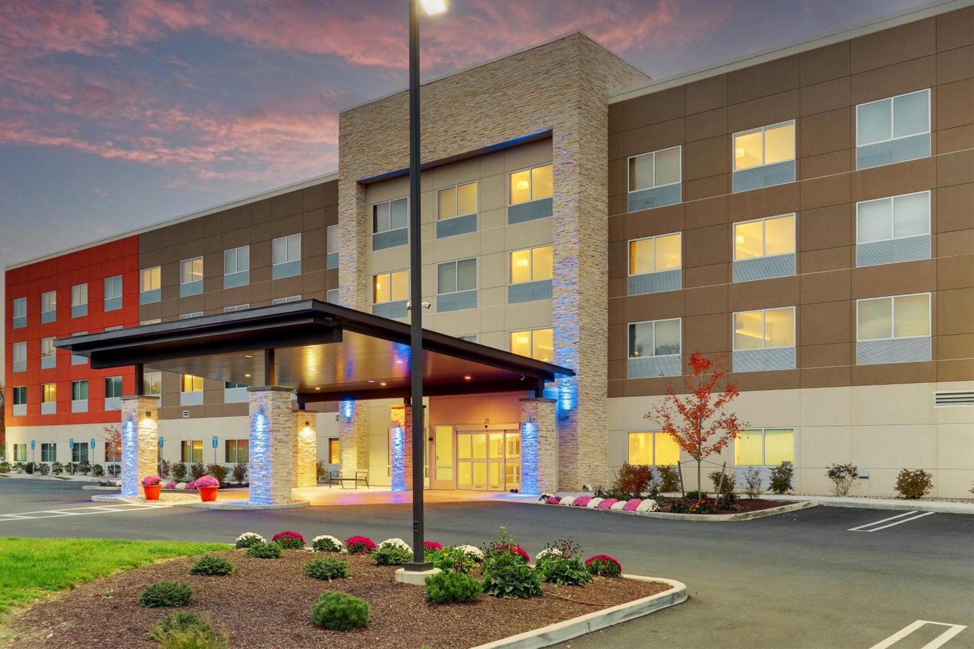 Holiday Inn Express & Suites - Middletown - Goshen by IHG — hotel in Middletown