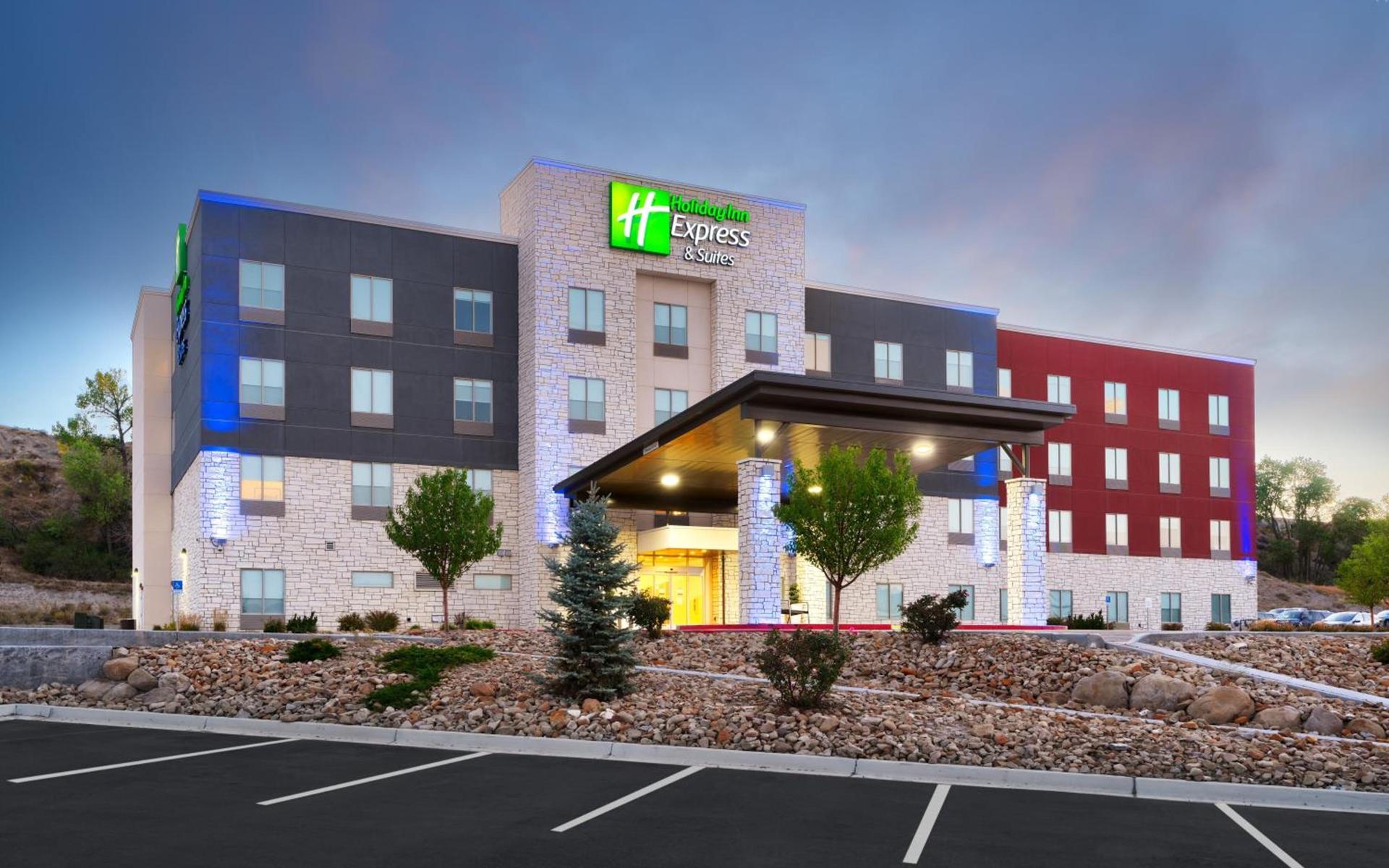 Holiday Inn Express & Suites Price by IHG — hotel in Price