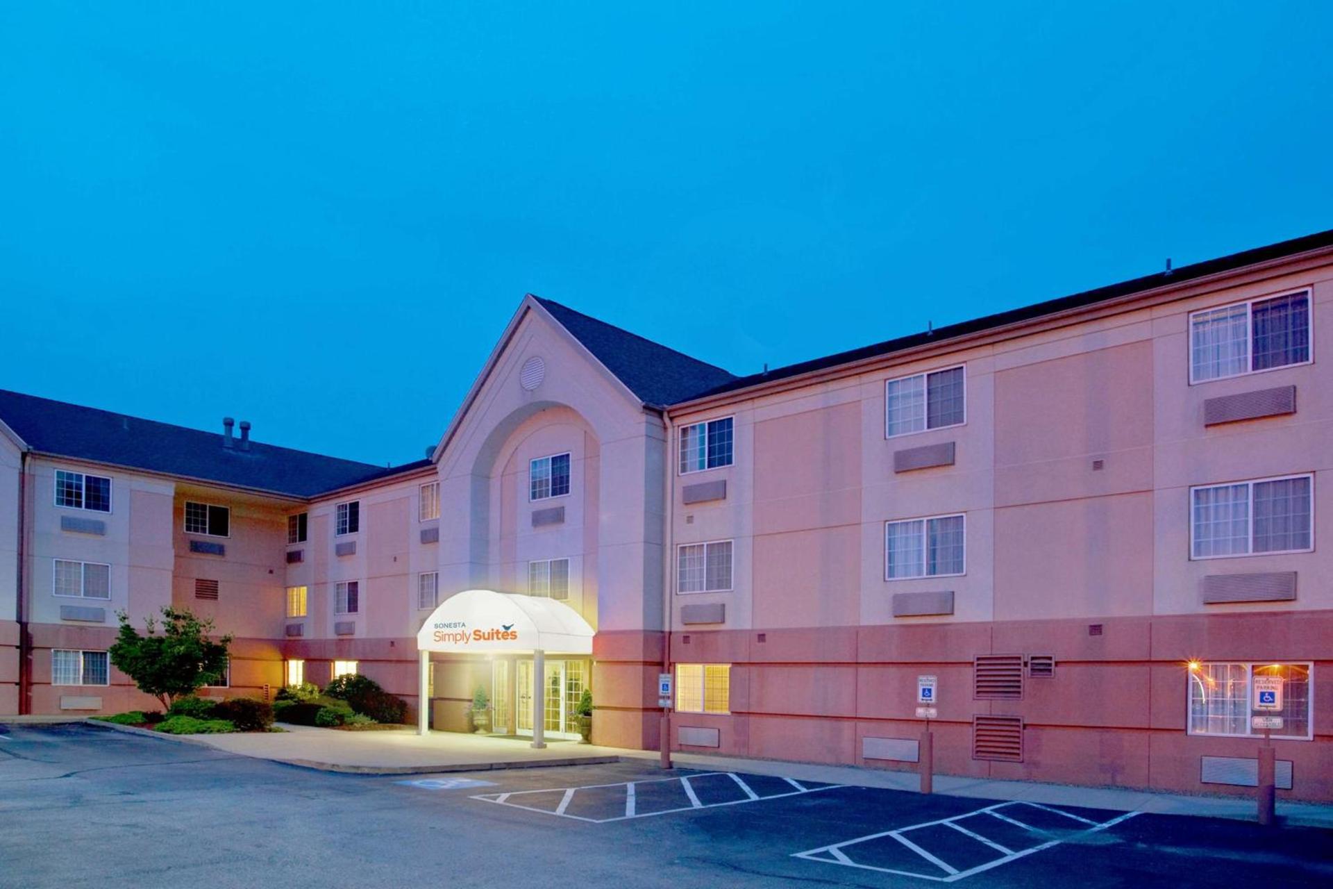 Sonesta Simply Suites Pittsburgh Airport — hotel in Imperial