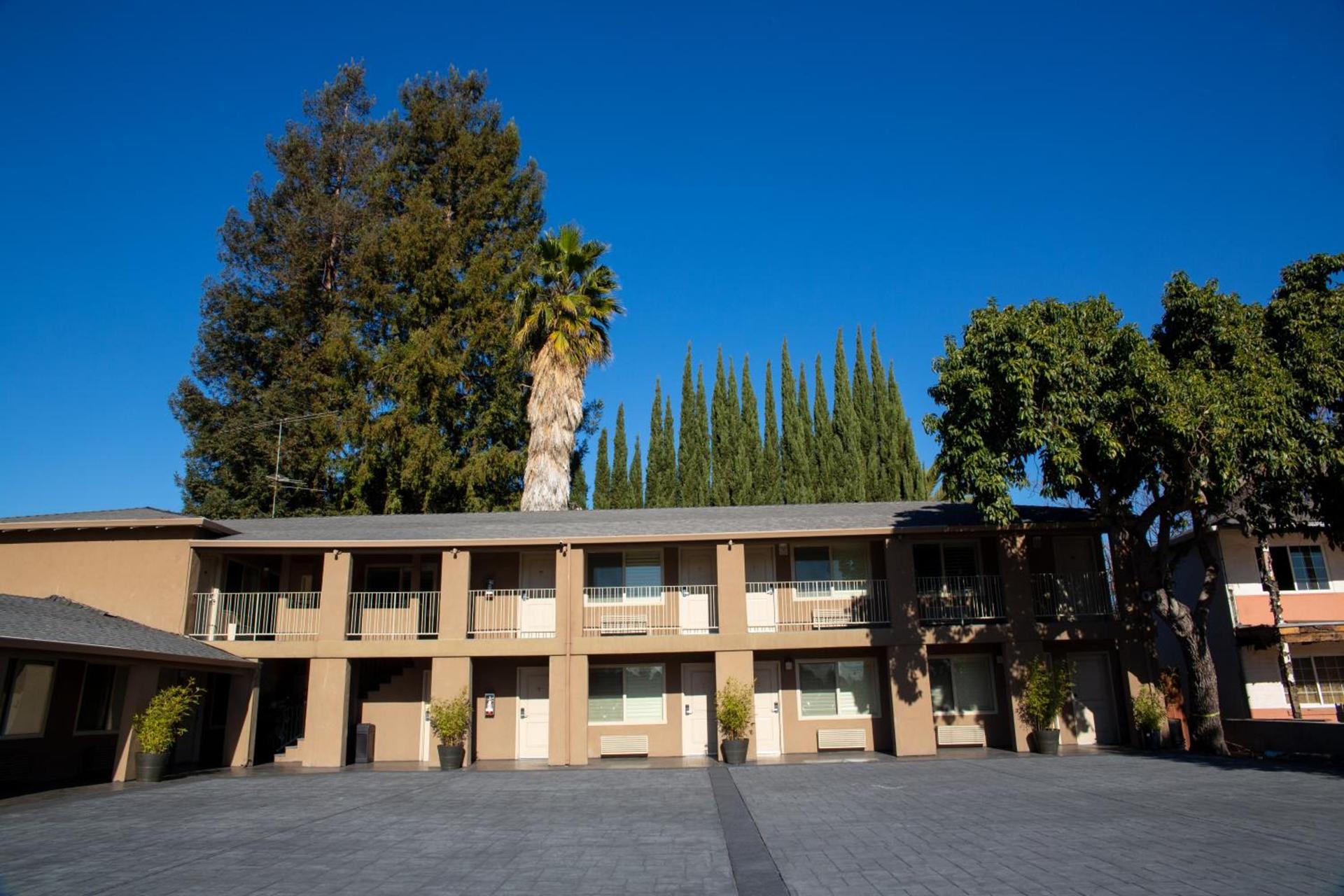 Sterling Inn — hotel in Santa Clara