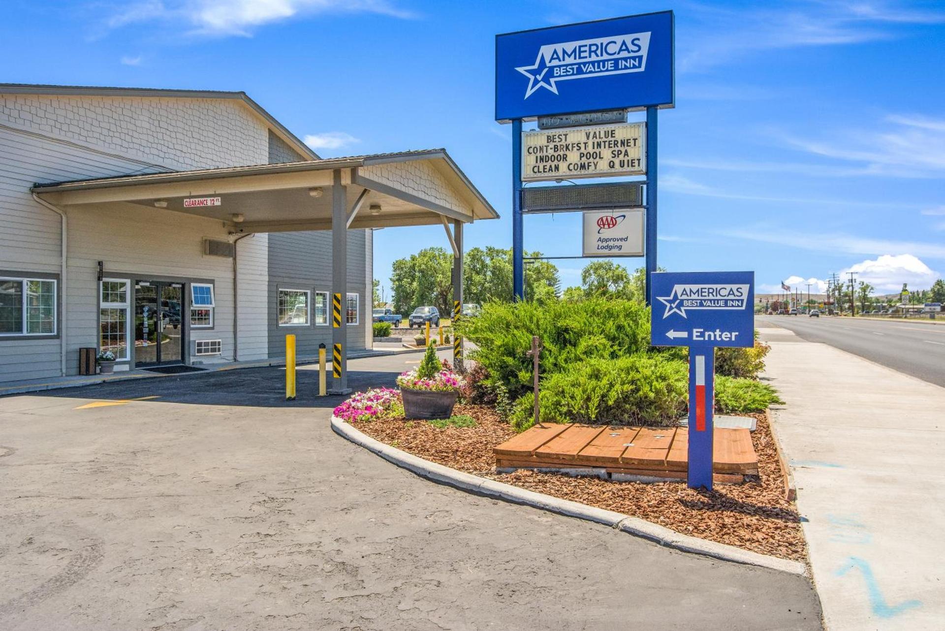 Americas Best Value Inn Burns — hotel in Burns