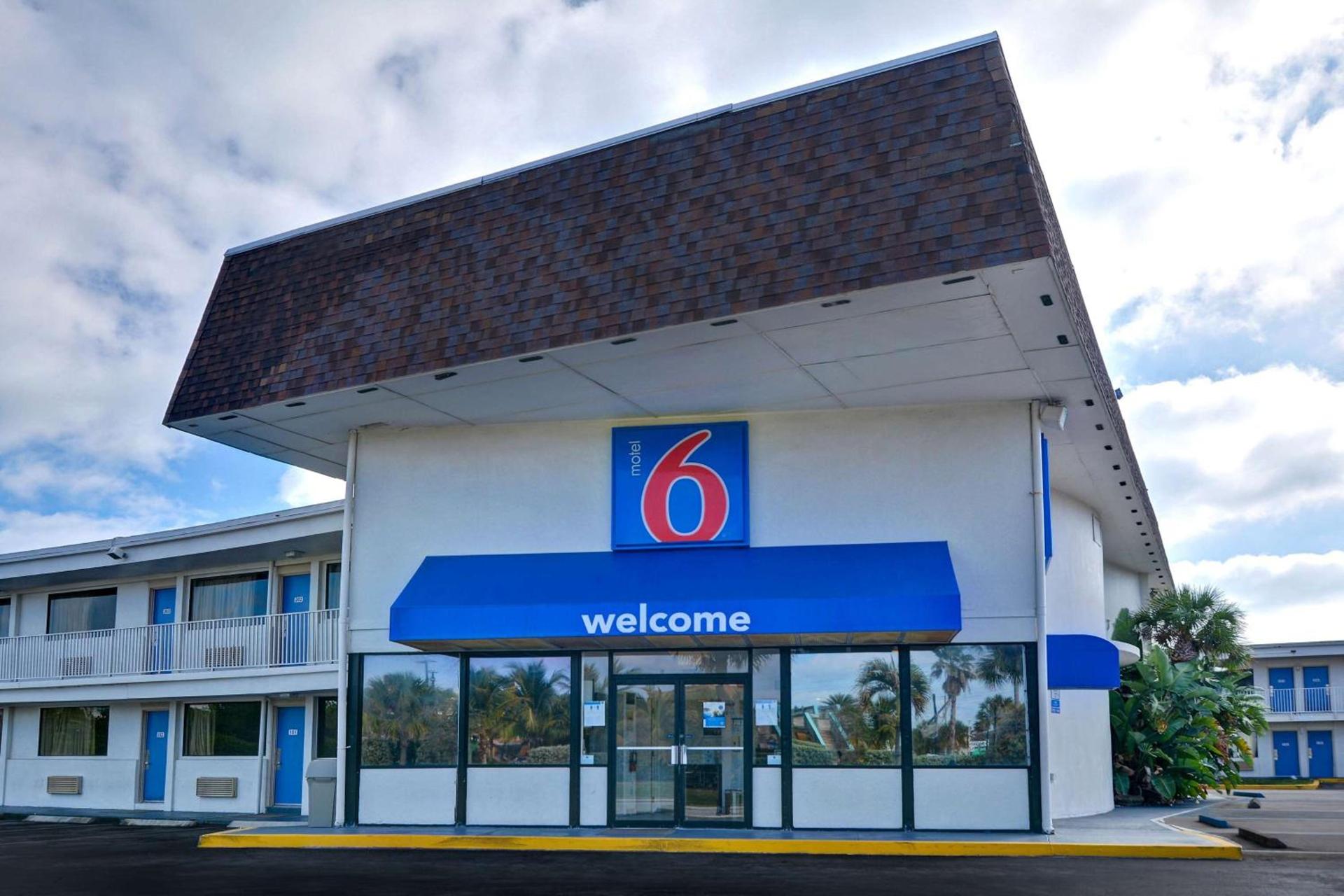 Motel 6-Cocoa Beach, FL — hotel in Cocoa Beach