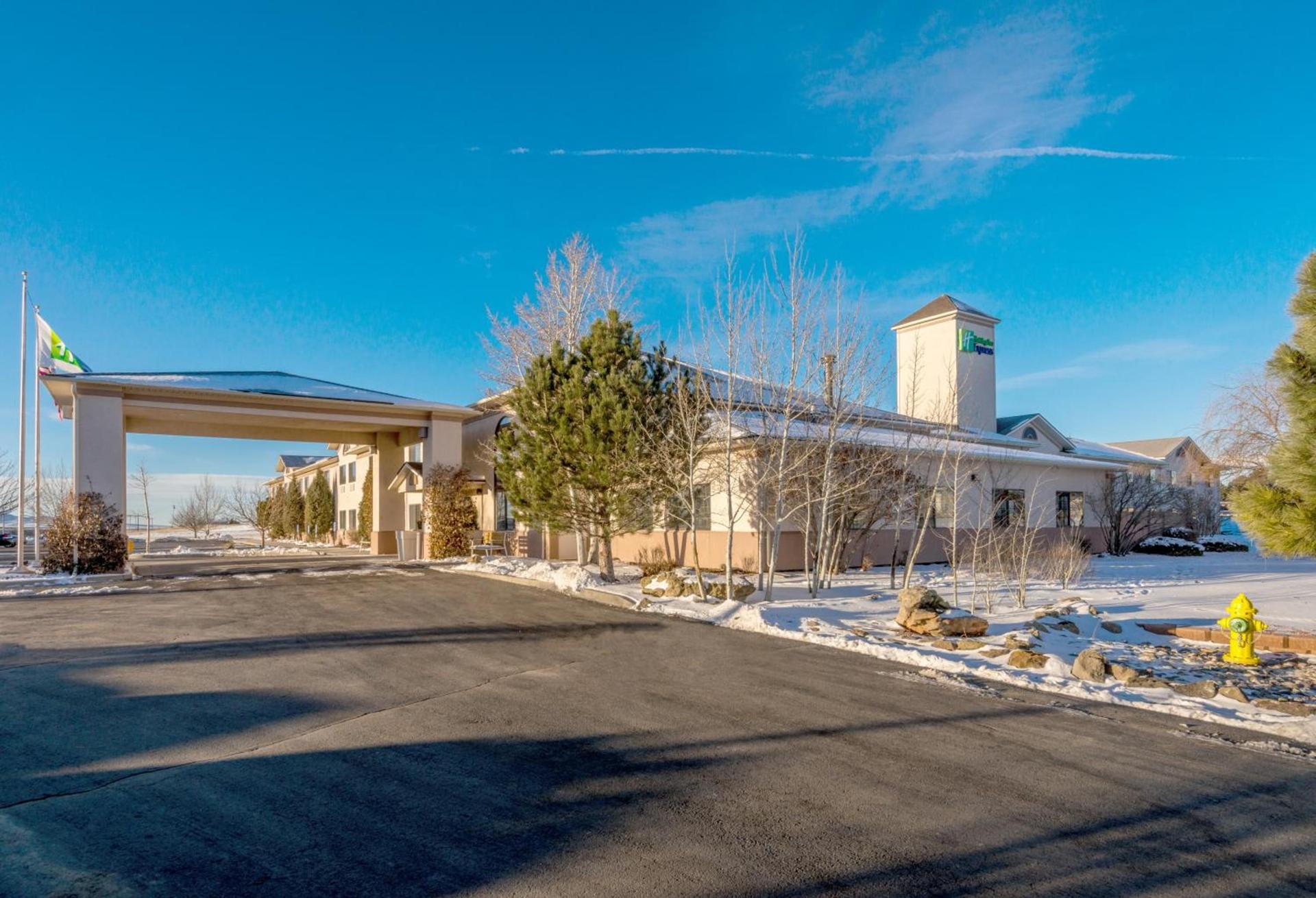 Holiday Inn Express Hotel & Suites Raton by IHG — hotel in Raton