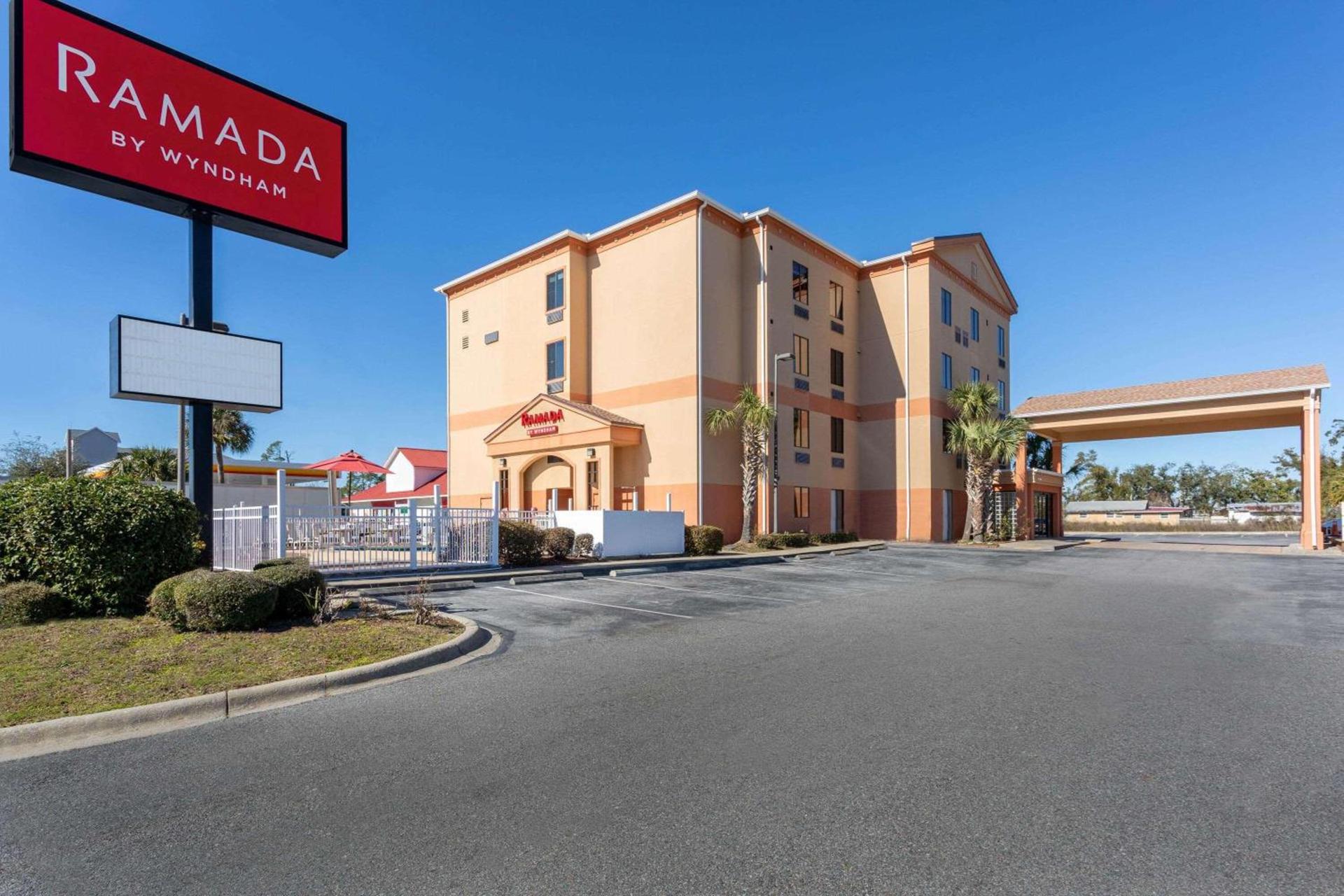 Ramada by Wyndham Panama City — hotel in Panama City