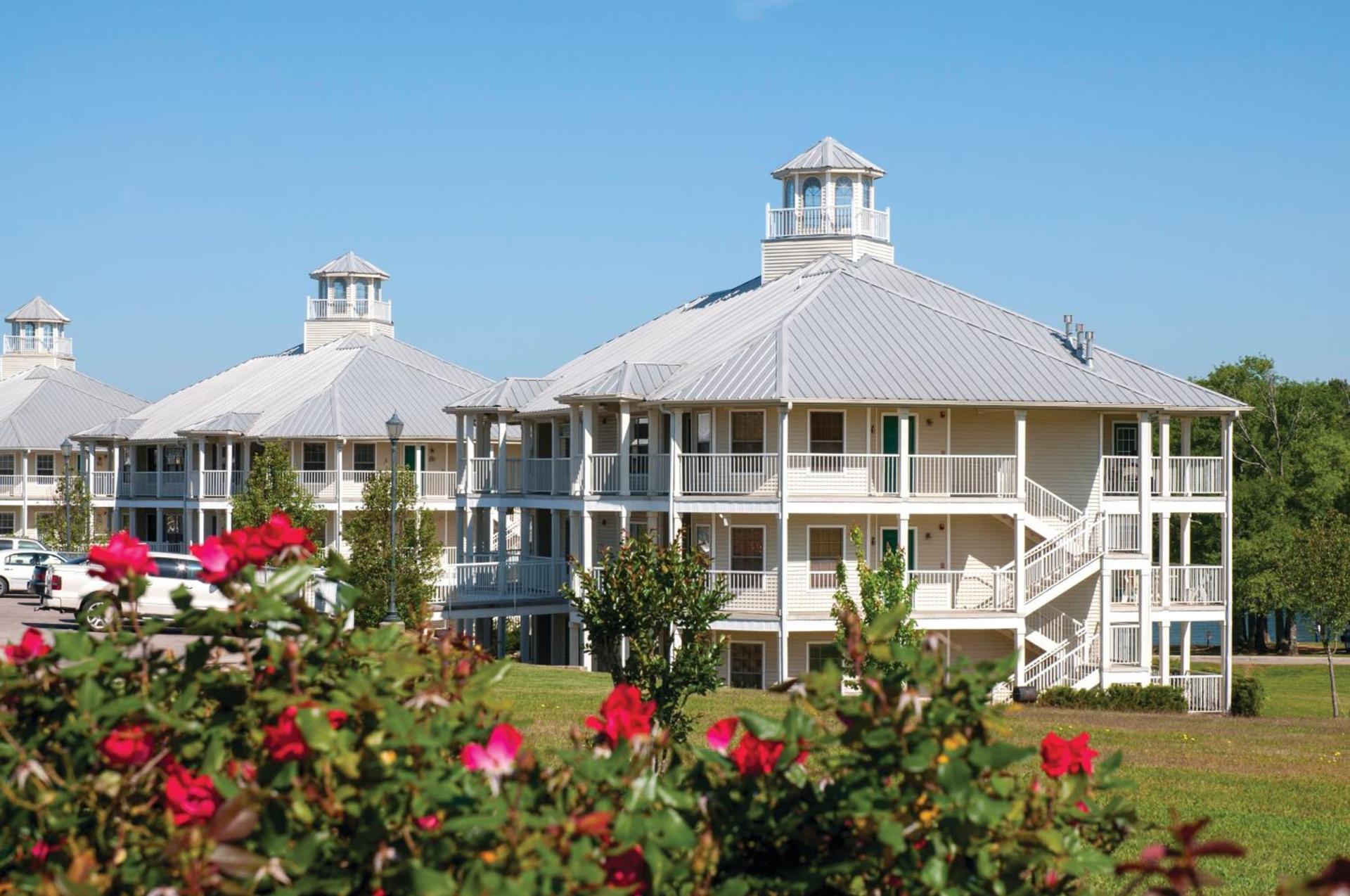 Holiday Inn Club Vacations Piney Shores Resort at Lake Conroe — hotel in Conroe