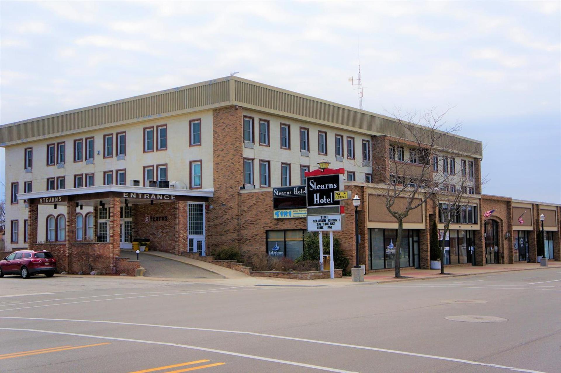 Stearns Hotel — hotel in Ludington