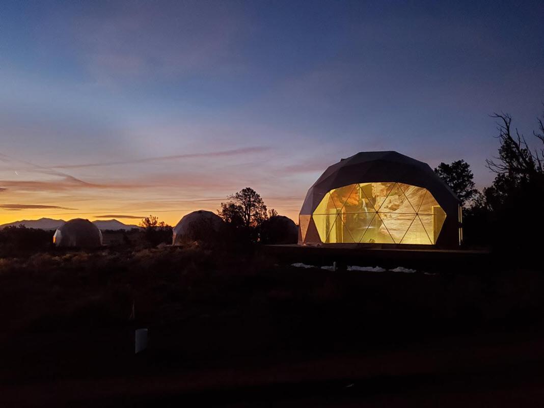 Clear Sky Resorts - Grand Canyon - Unique Sky Domes — hotel in Valle