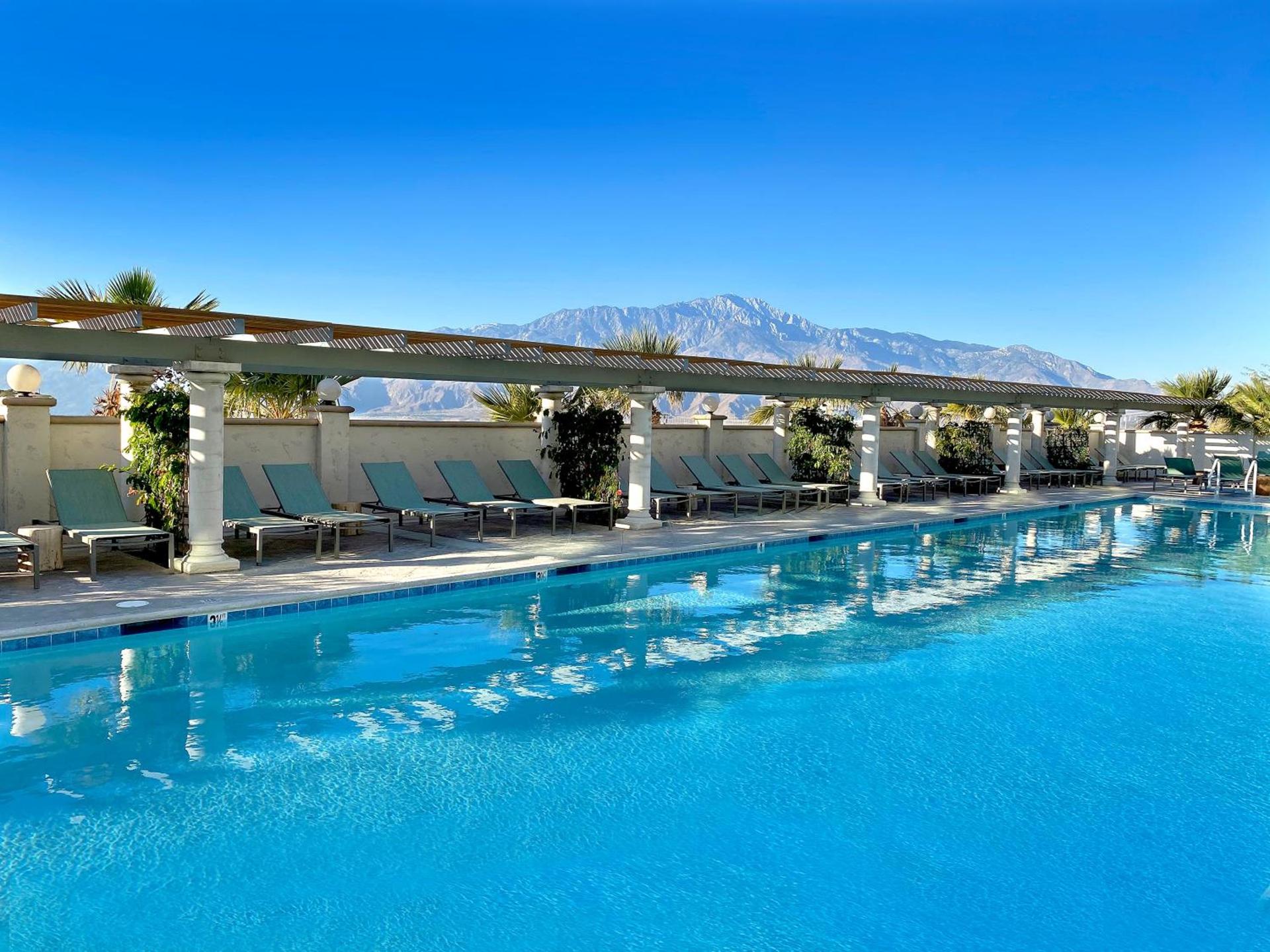 Azure Palm Hot Springs — hotel in Desert Hot Springs
