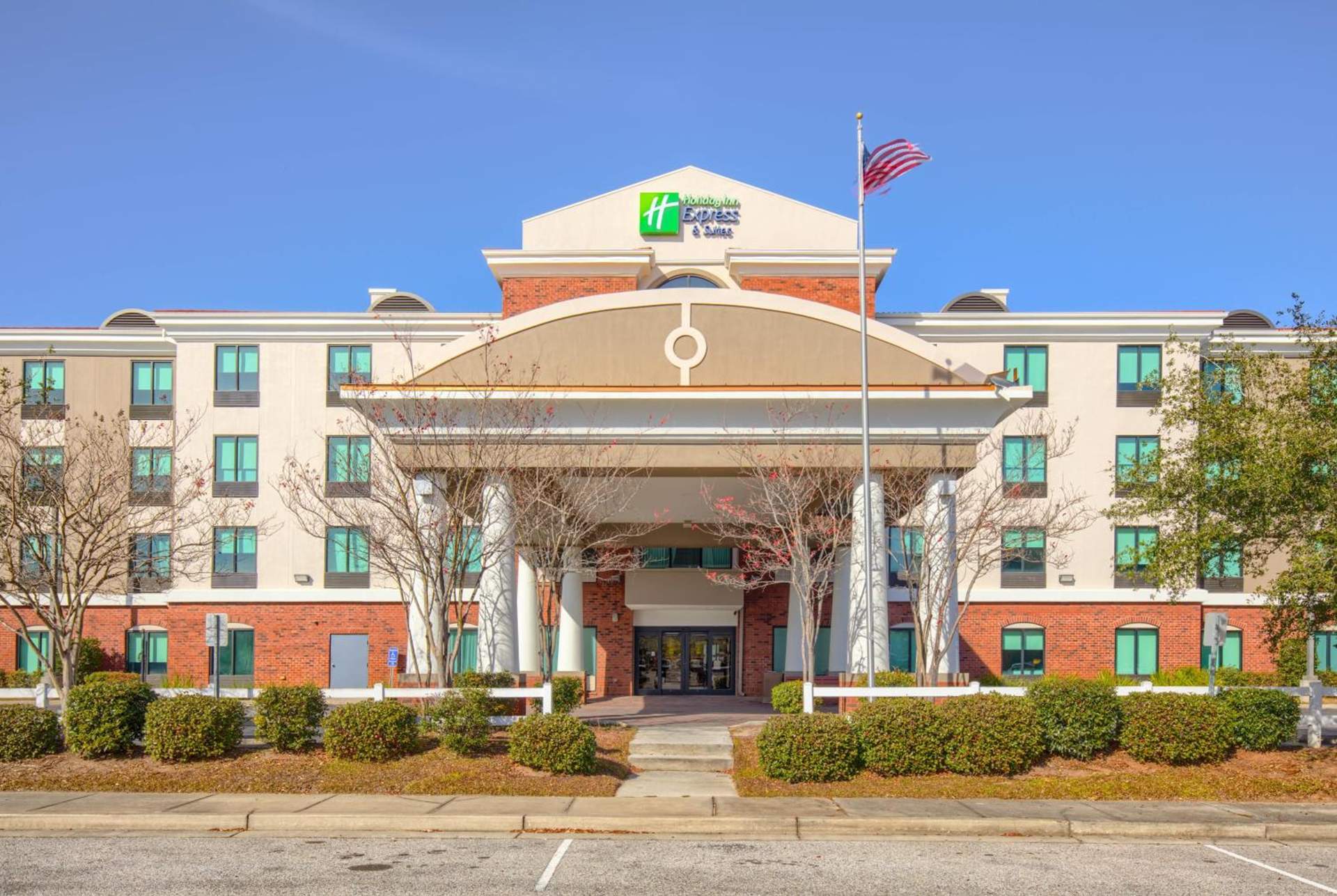 Holiday Inn Express Hotel & Suites Gulf Shores by IHG