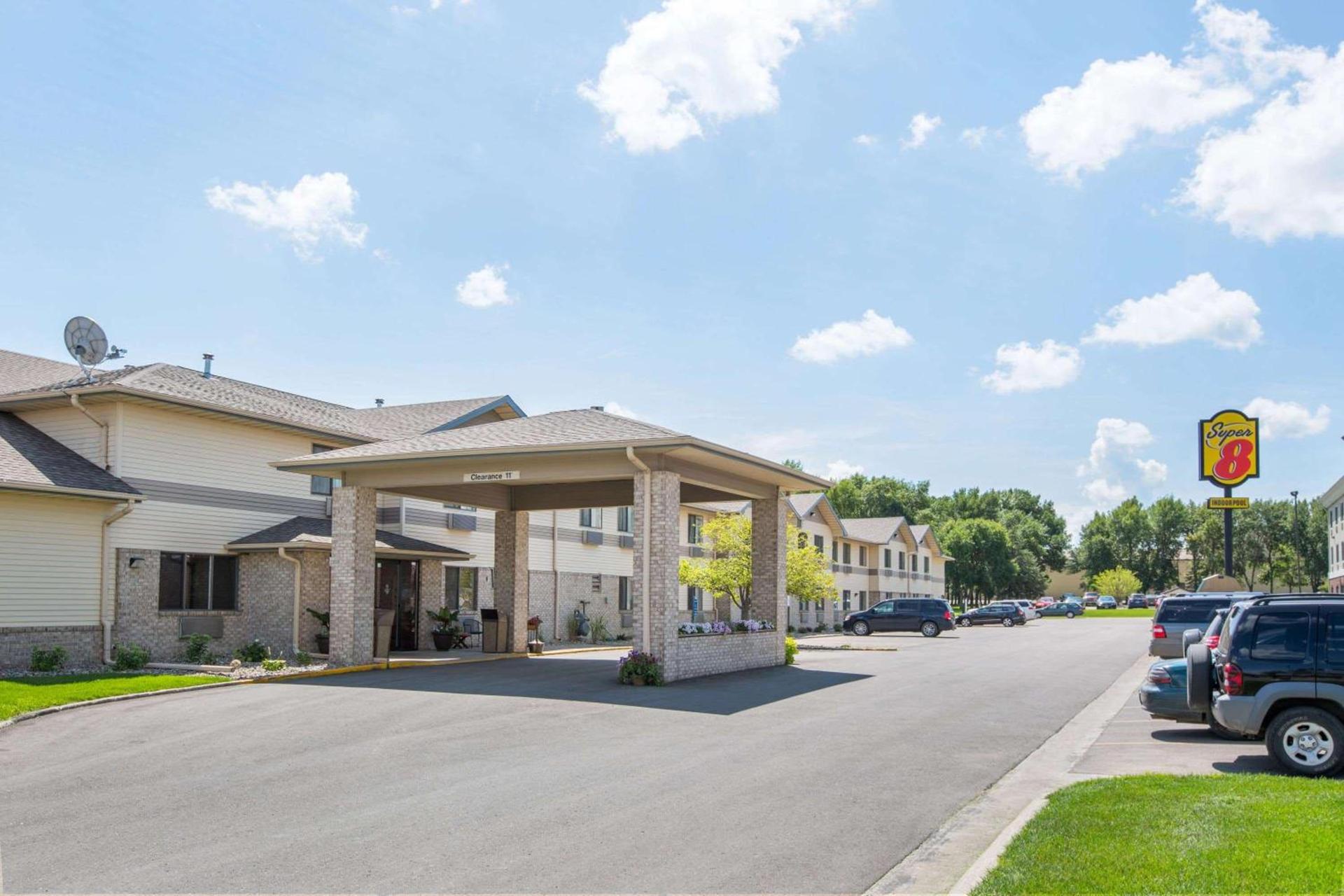 Super 8 by Wyndham Brookings — hotel in Brookings