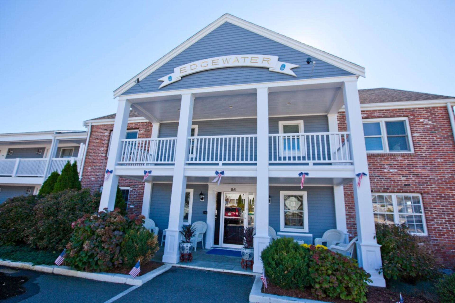 Edgewater Beach Resort — hotel in Dennis Port