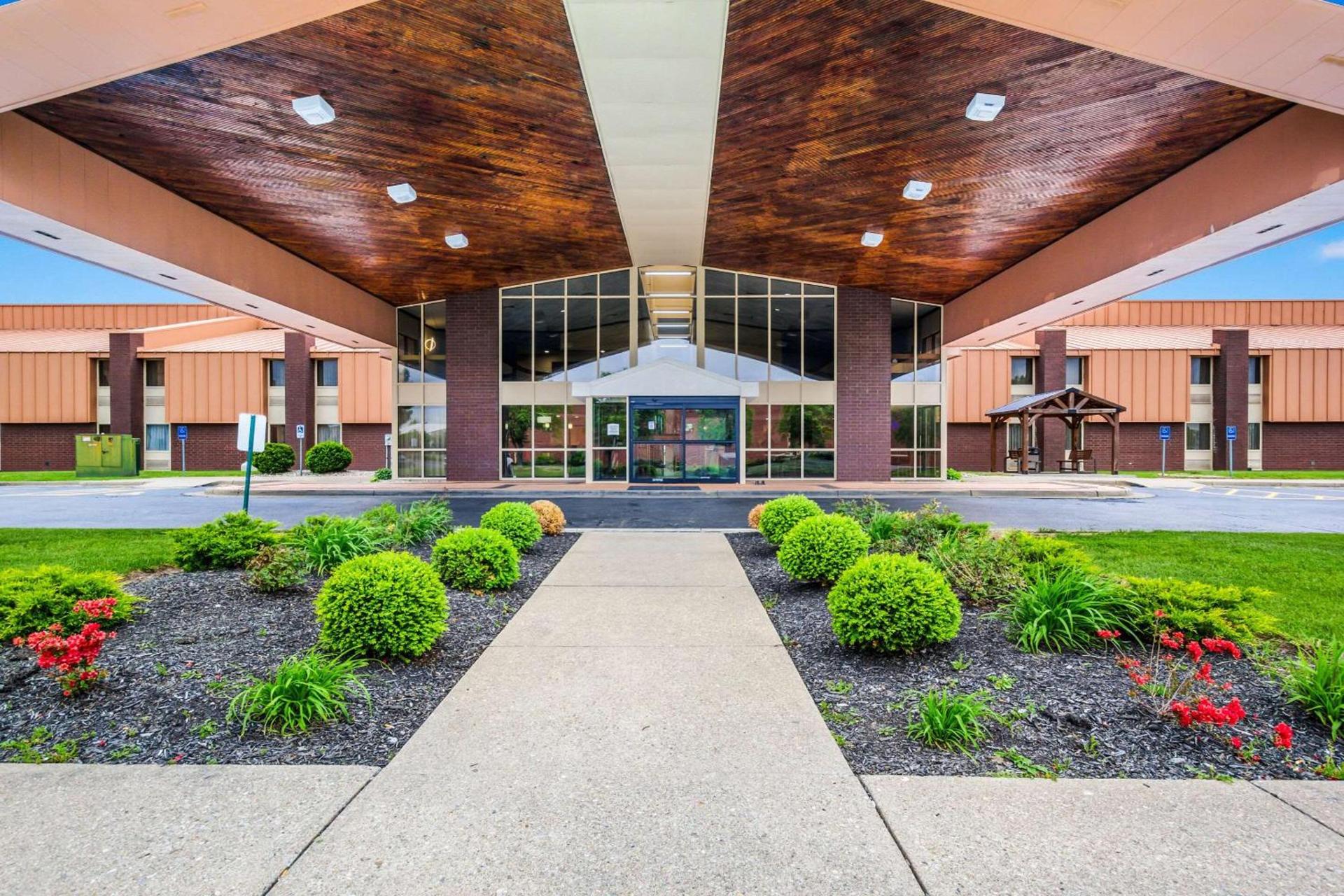 Quality Inn & Suites Florence - Cincinnati South — hotel in Florence