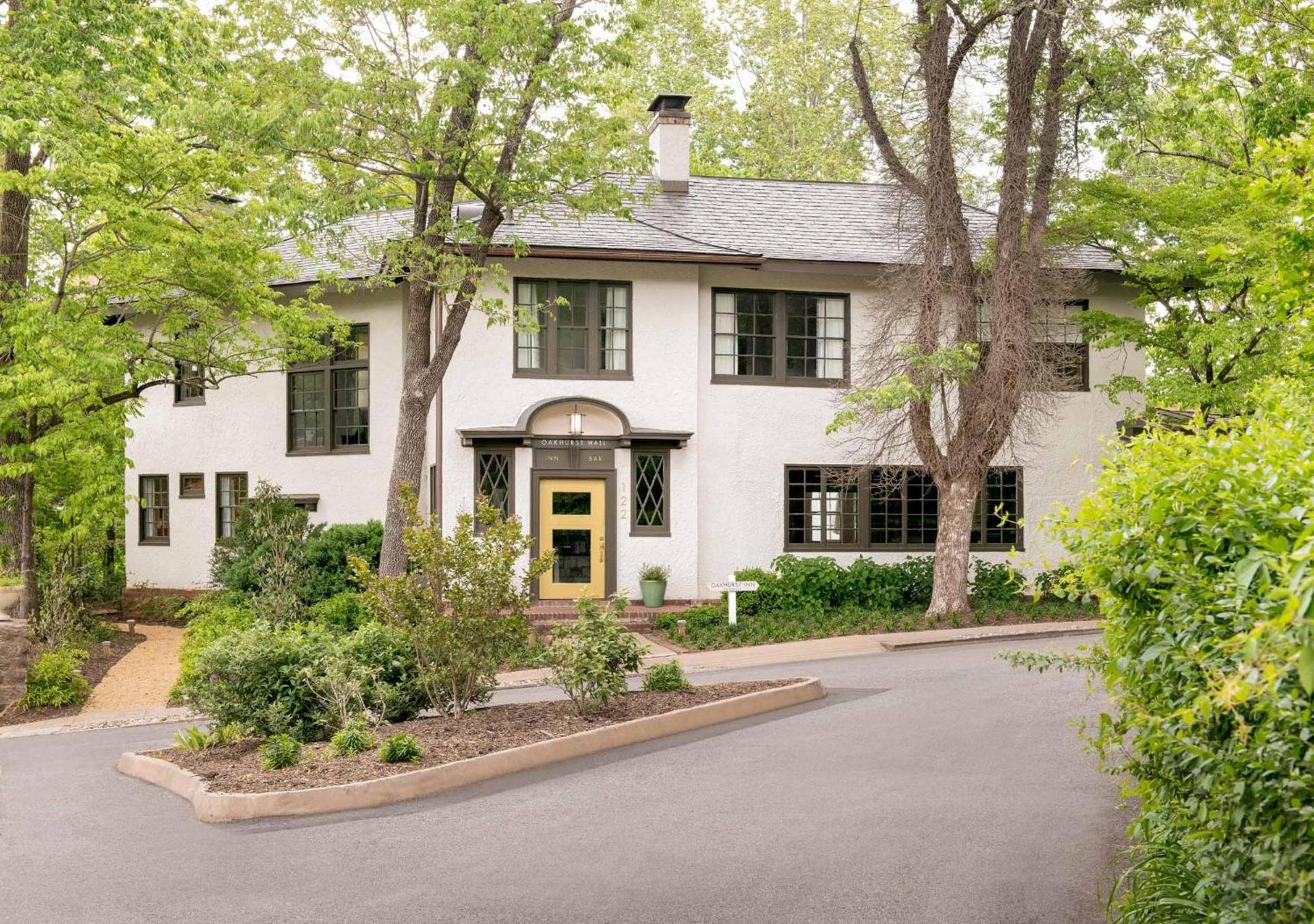 Oakhurst Inn at the University — hotel in Charlottesville