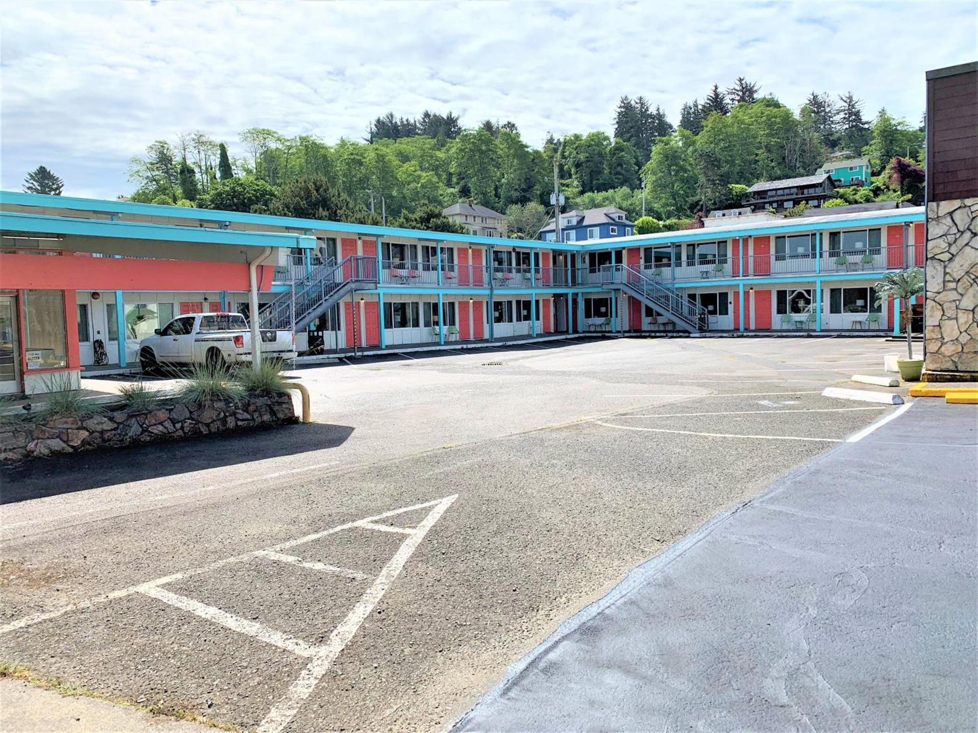 Atomic Motel — hotel in Astoria, Oregon