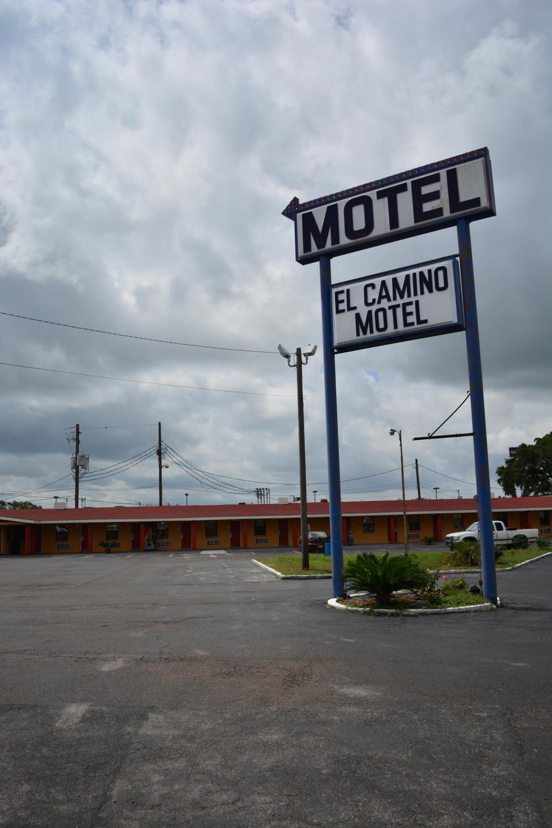 El Camino Motel — hotel in Beeville