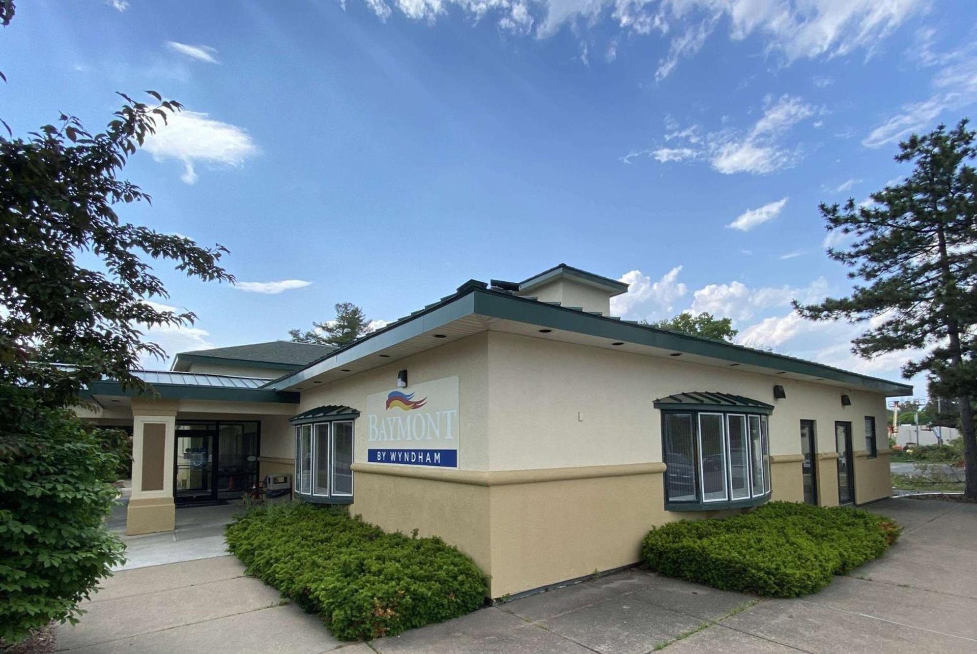 Baymont by Wyndham Latham Albany Airport — hotel in Latham