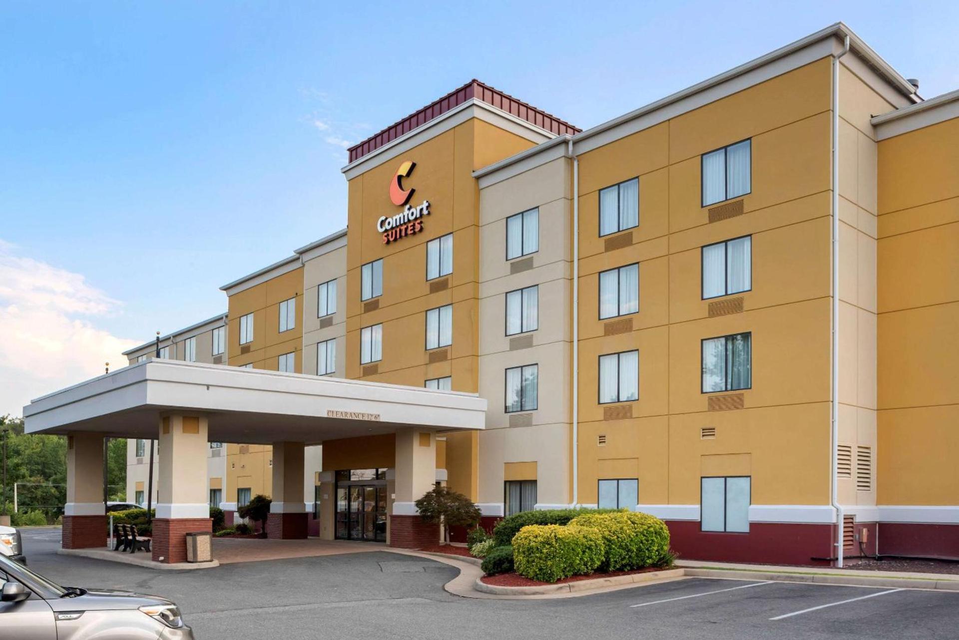Comfort Suites Fredericksburg North — hotel in Fredericksburg