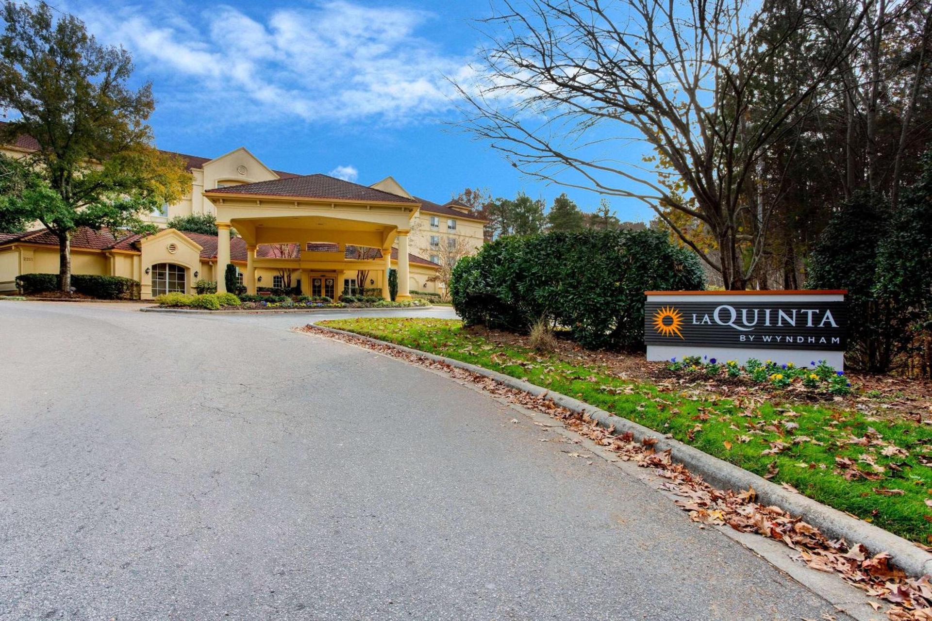 La Quinta by Wyndham Raleigh Crabtree — hotel in Raleigh