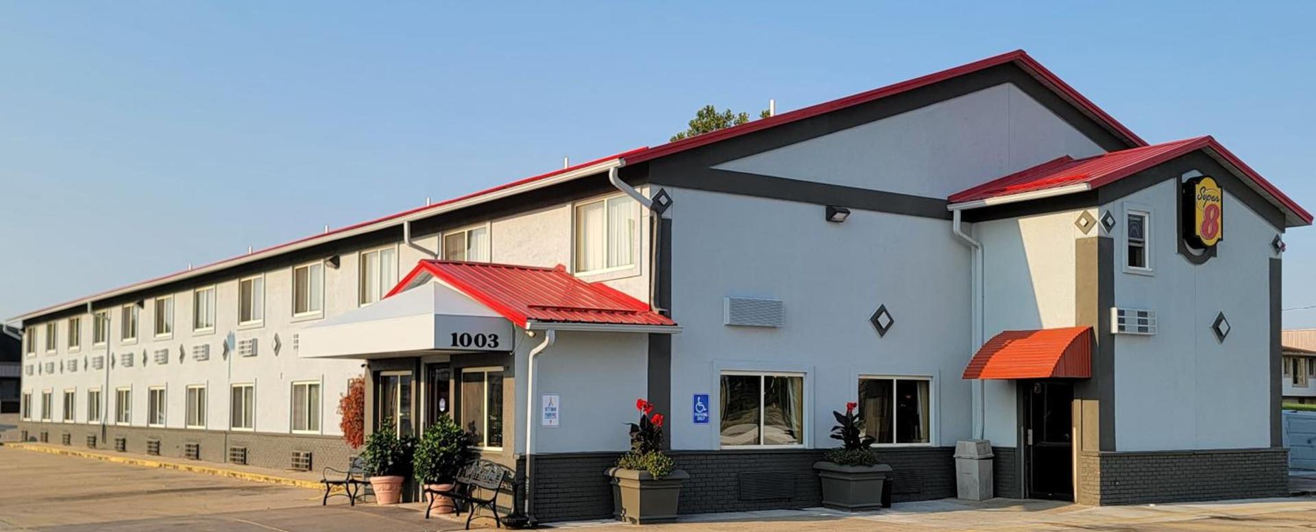 Super 8 by Wyndham Jacksonville — hotel in Jacksonville