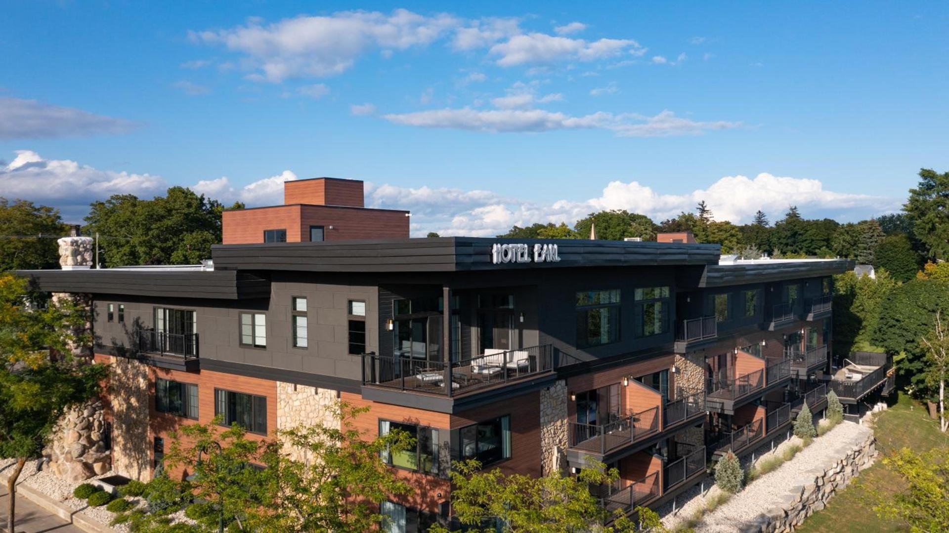 The Earl of Charlevoix — hotel in Charlevoix