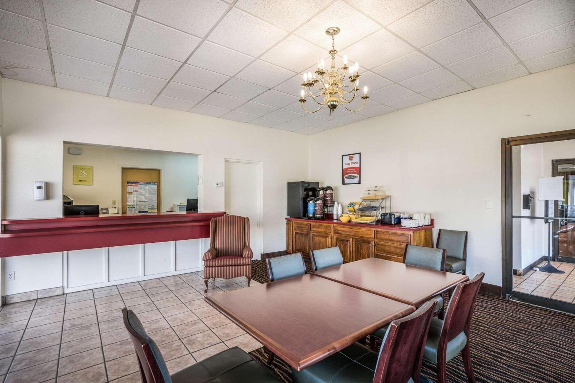 Suburban Studios Middlesboro — hotel in Middlesboro