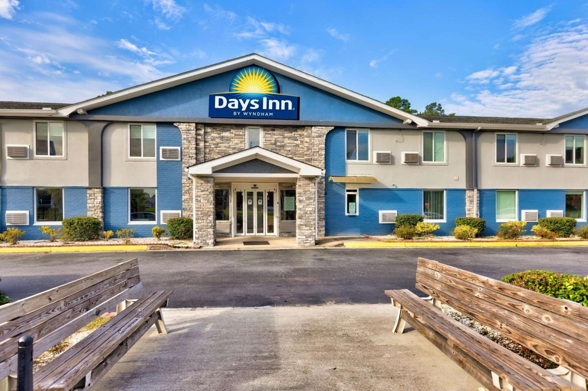 Days Inn by Wyndham Savannah Gateway I-95 — hotel in Savannah