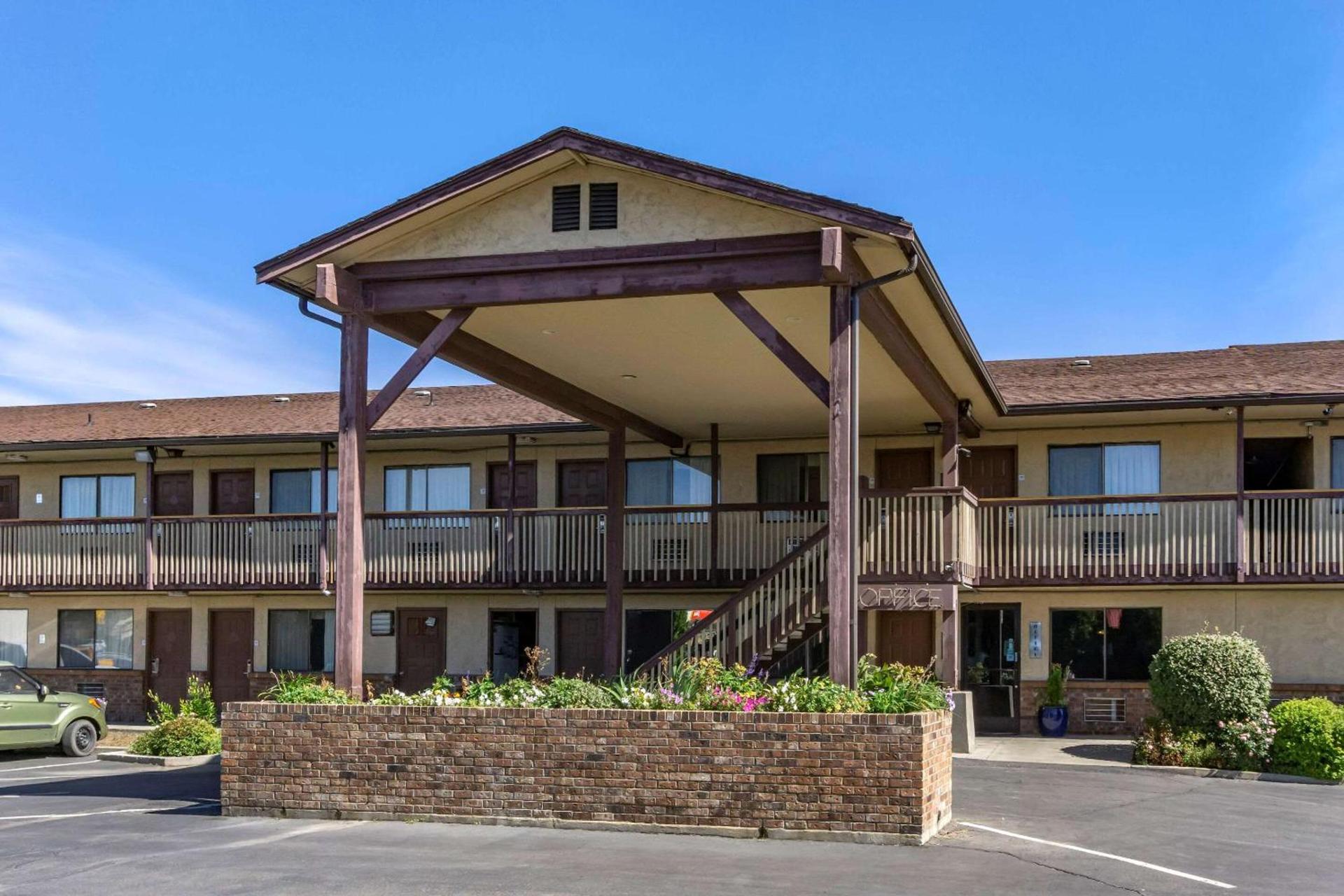 Econo Lodge Ellensburg Near University — hotel in Ellensburg