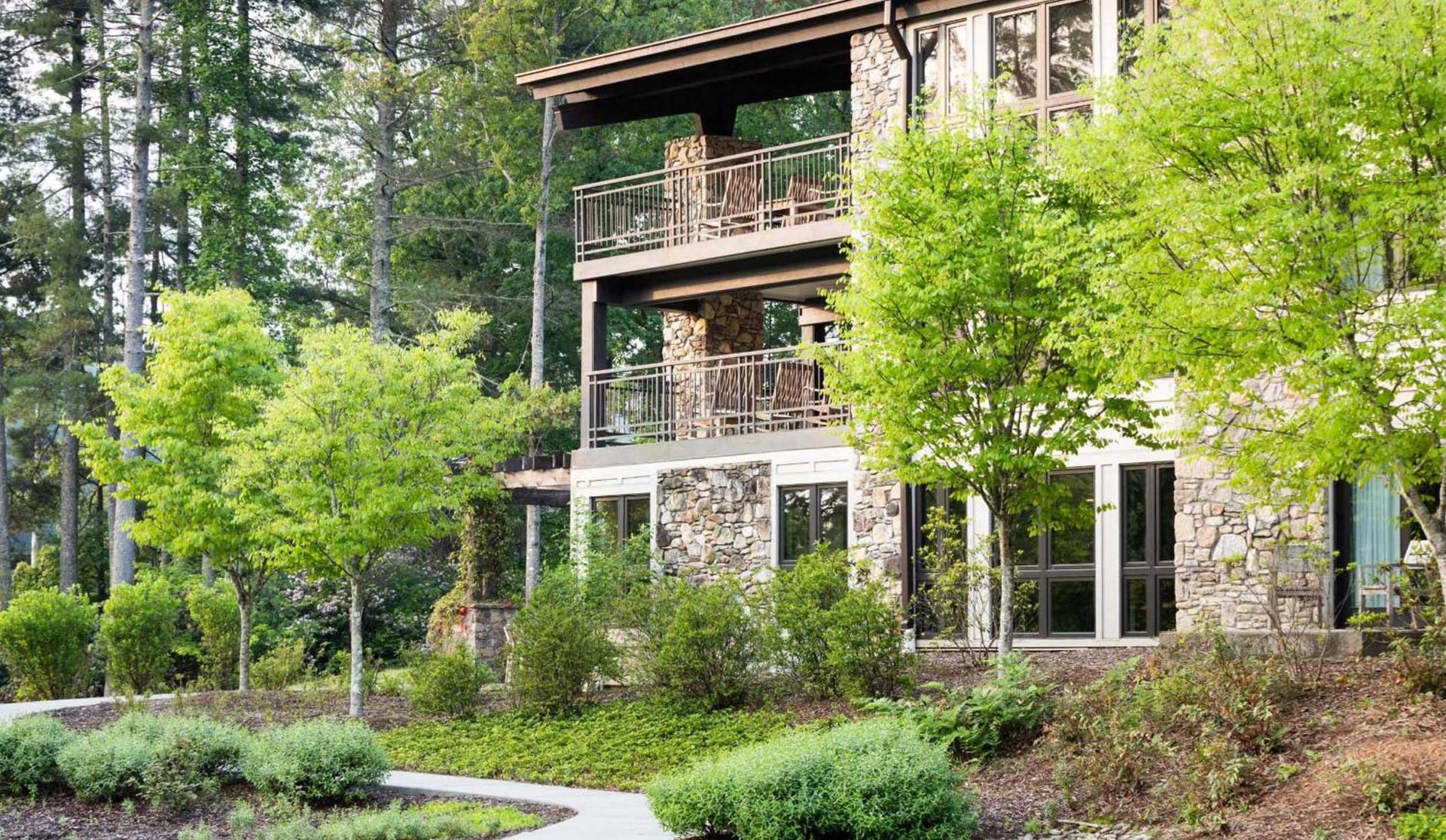 Kanuga Inn & Lodging — hotel in Hendersonville