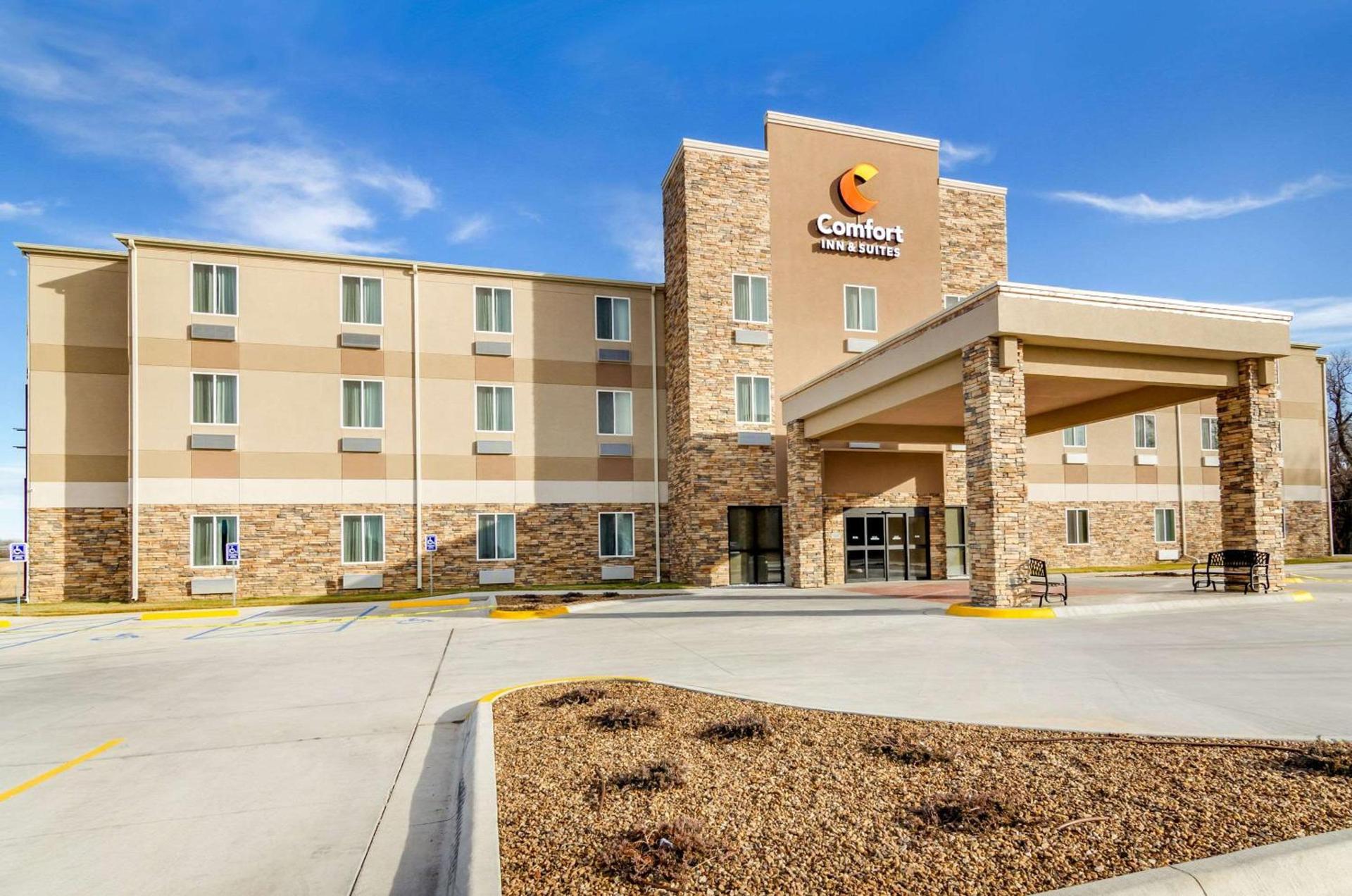 Comfort Inn & Suites Salina North — hotel in Salina