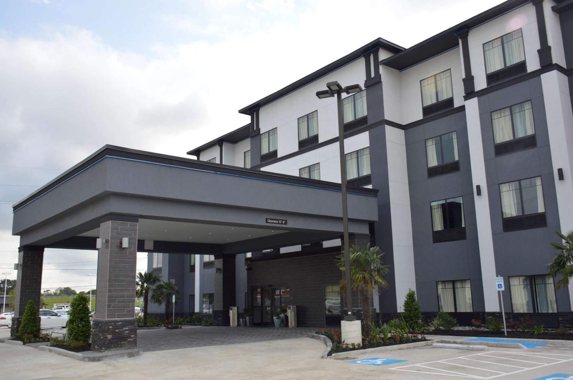 Best Western Plus Prien Lake Hotel & Suites - Lake Charles