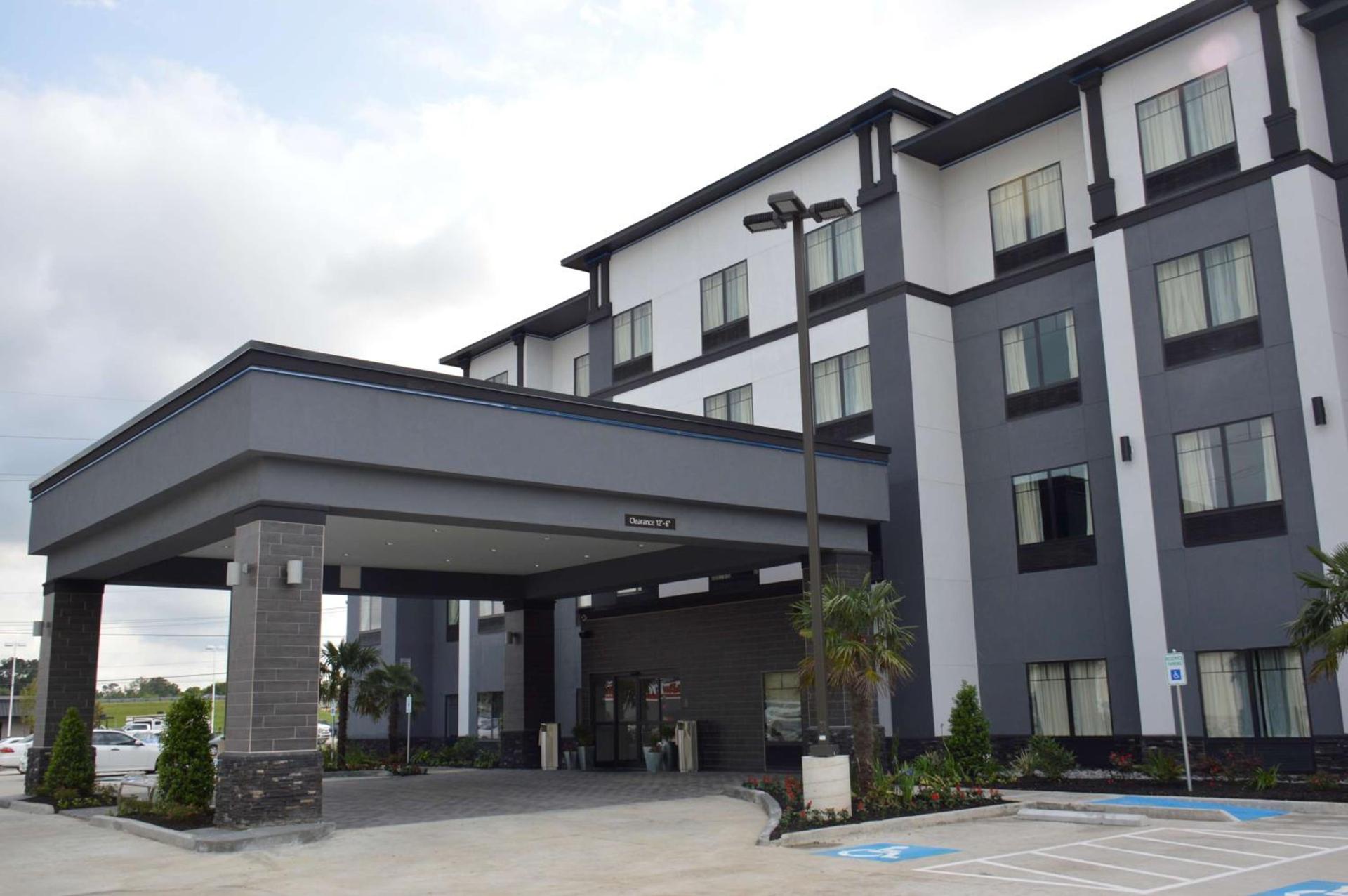 Best Western Plus Prien Lake Hotel & Suites - Lake Charles — hotel in Lake Charles