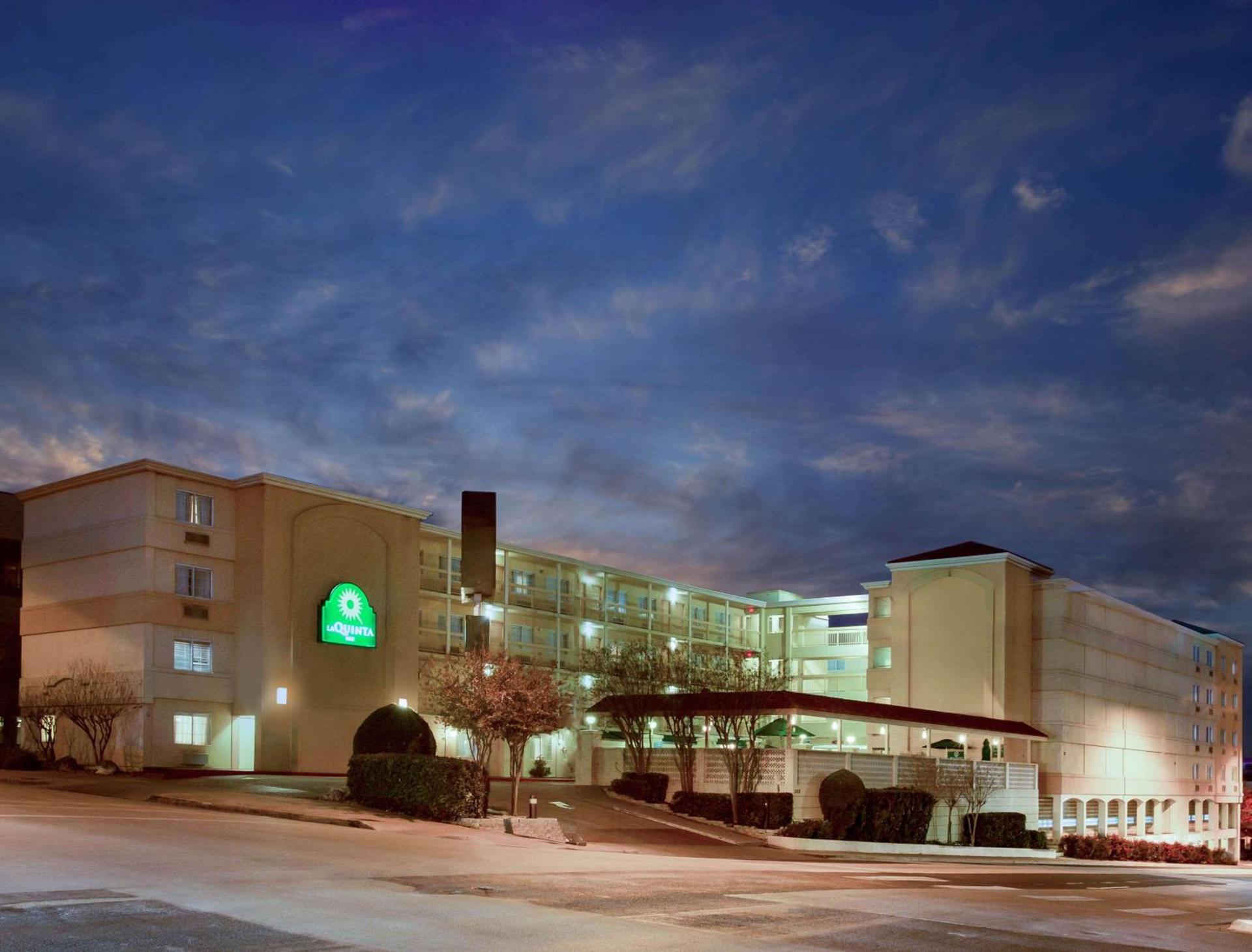 La Quinta Inn by Wyndham Austin Capitol / Downtown — hotel in Austin