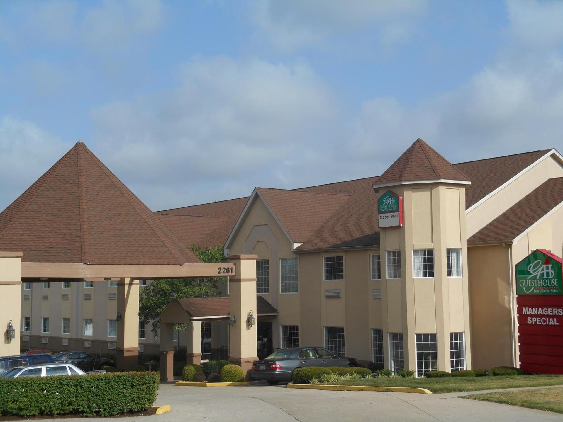 Guesthouse Inn & Suites Lexington — hotel in Lexington