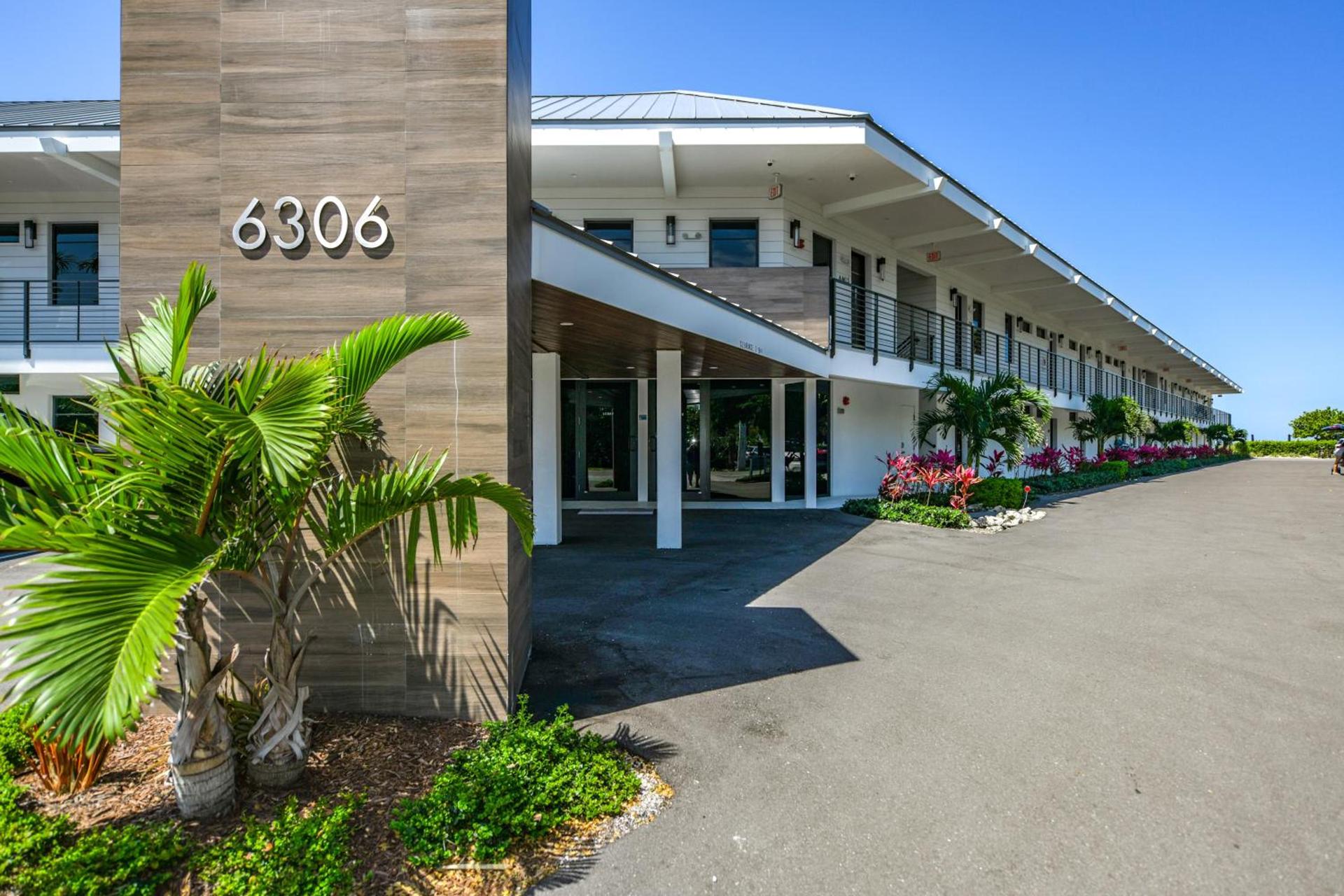 Anna Maria Beach Resort — hotel in Holmes Beach