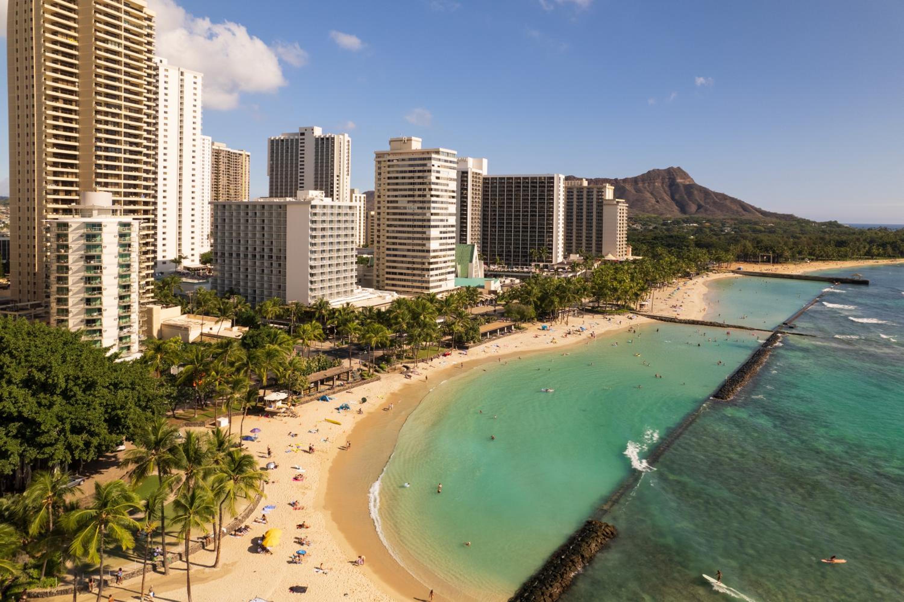 Waikiki Circle Hotel by Castle