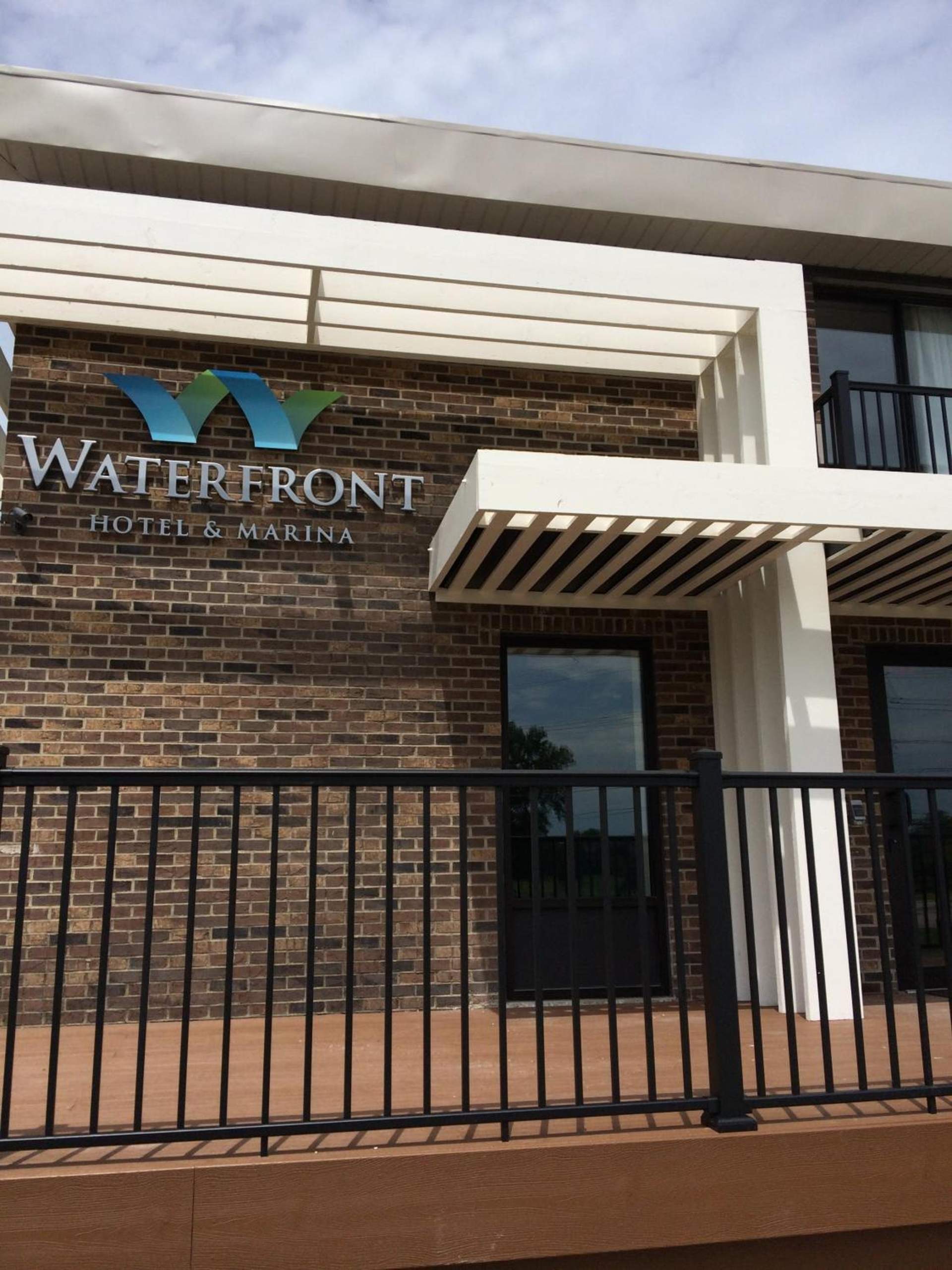 Waterfront Hotel and Marina