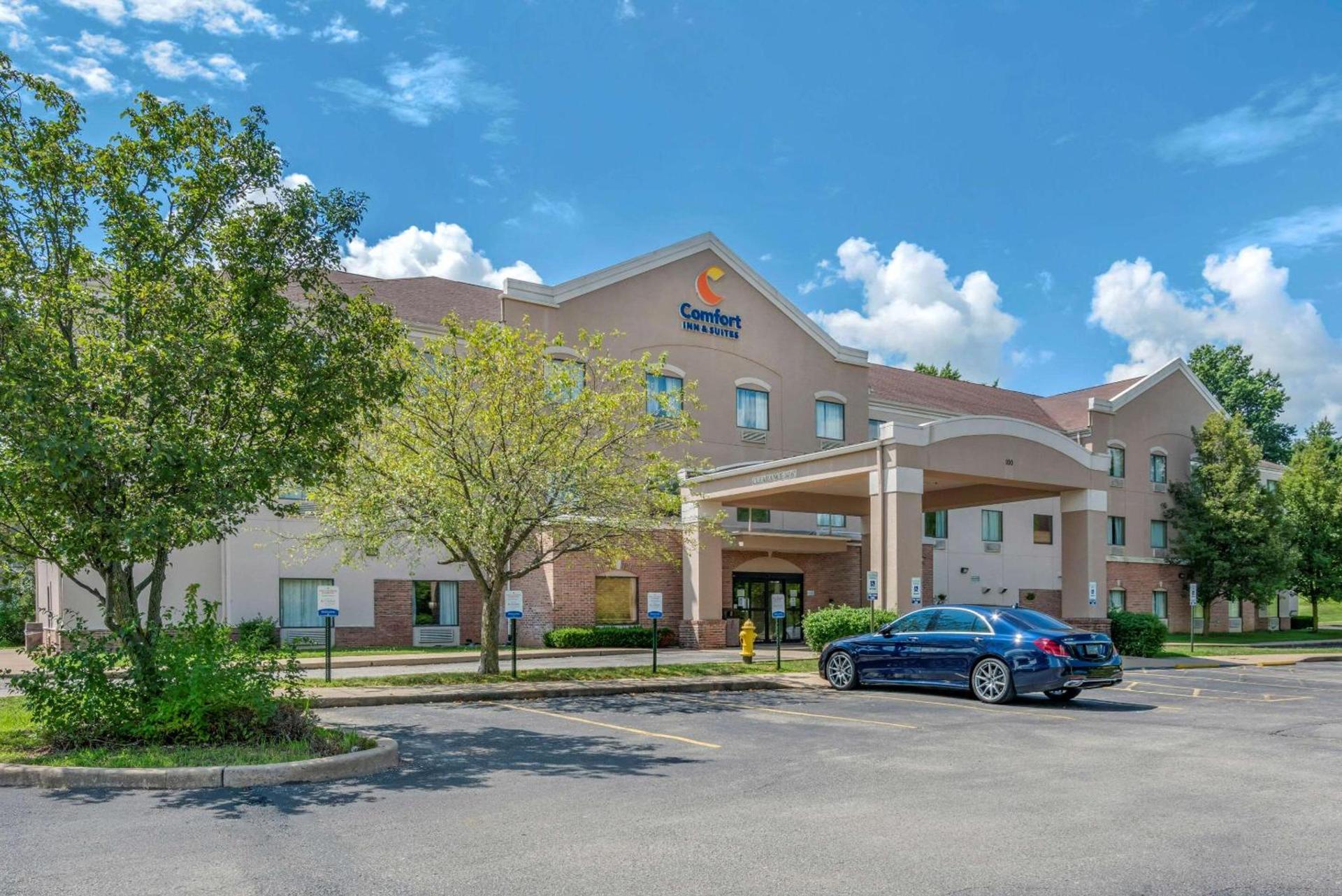 Comfort Inn & Suites St Louis-O'Fallon — hotel in O'Fallon