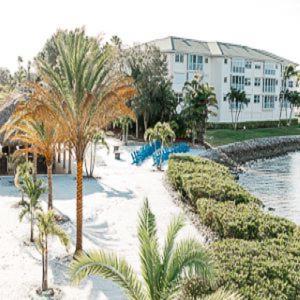 The Suites at Fishermen's Village - 2 Bedroom Suites — hotel in Punta Gorda