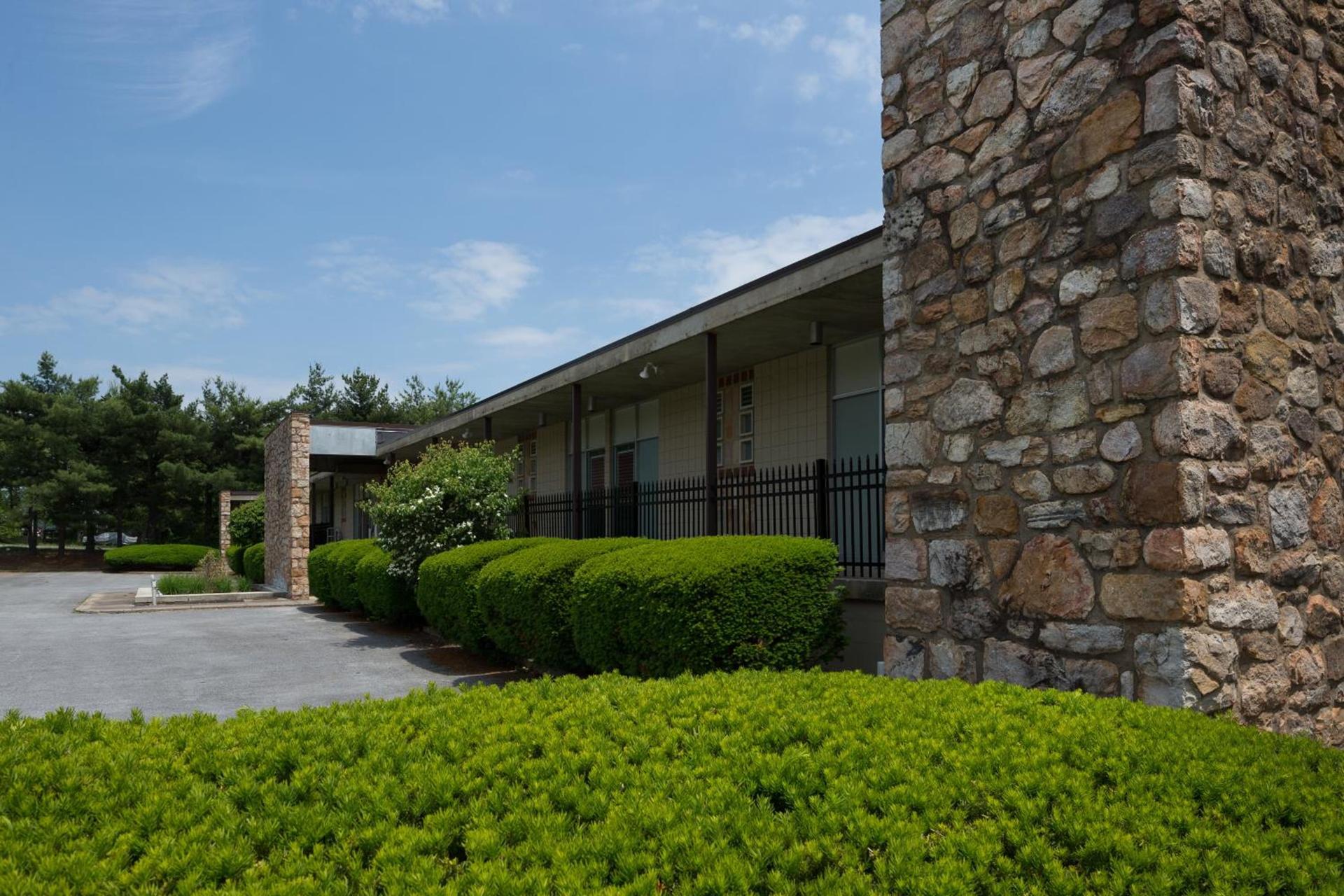 Luray Caverns Motels — hotel in Luray