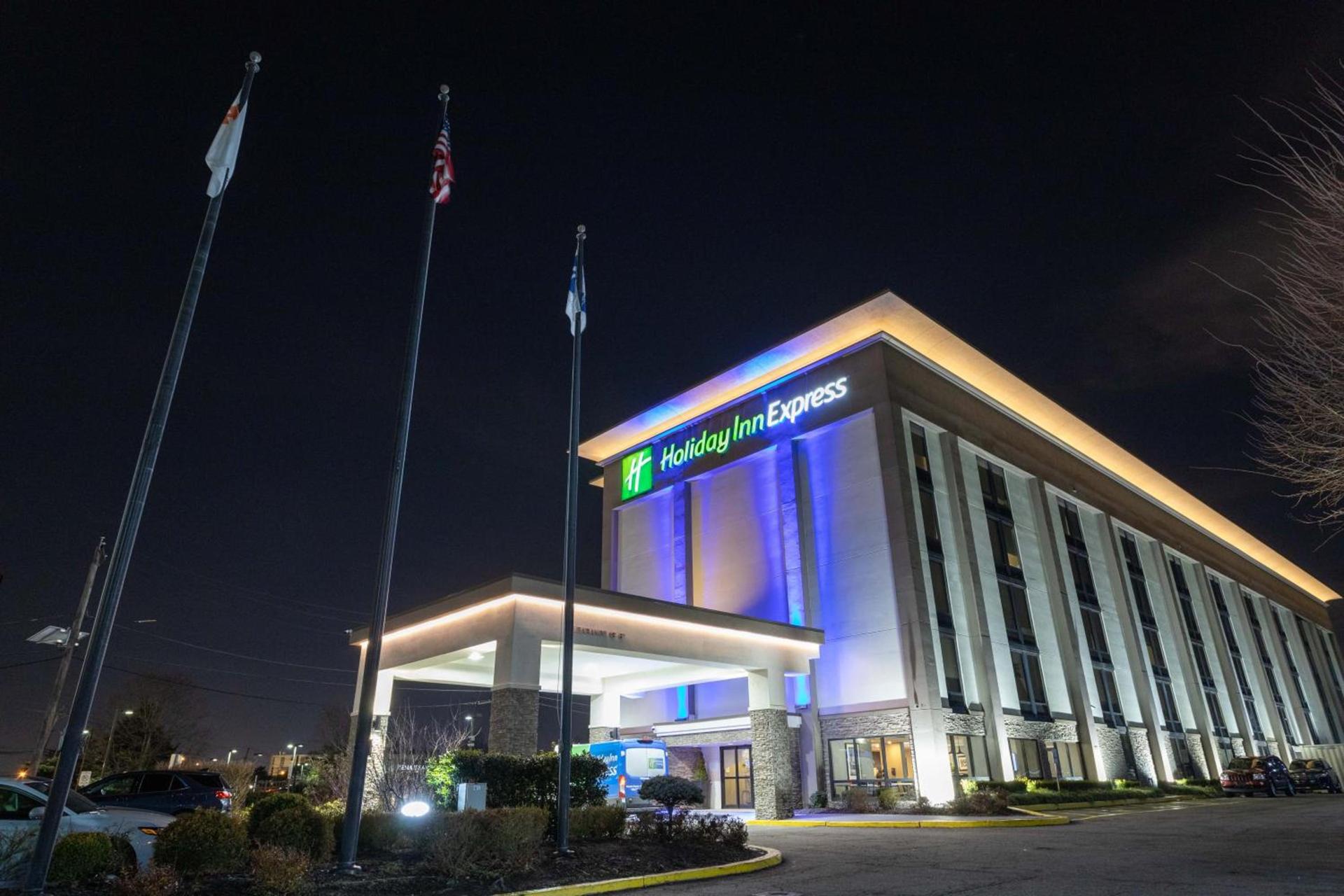 Holiday Inn Express - Newark Airport - Elizabeth by IHG — hotel in Elizabeth