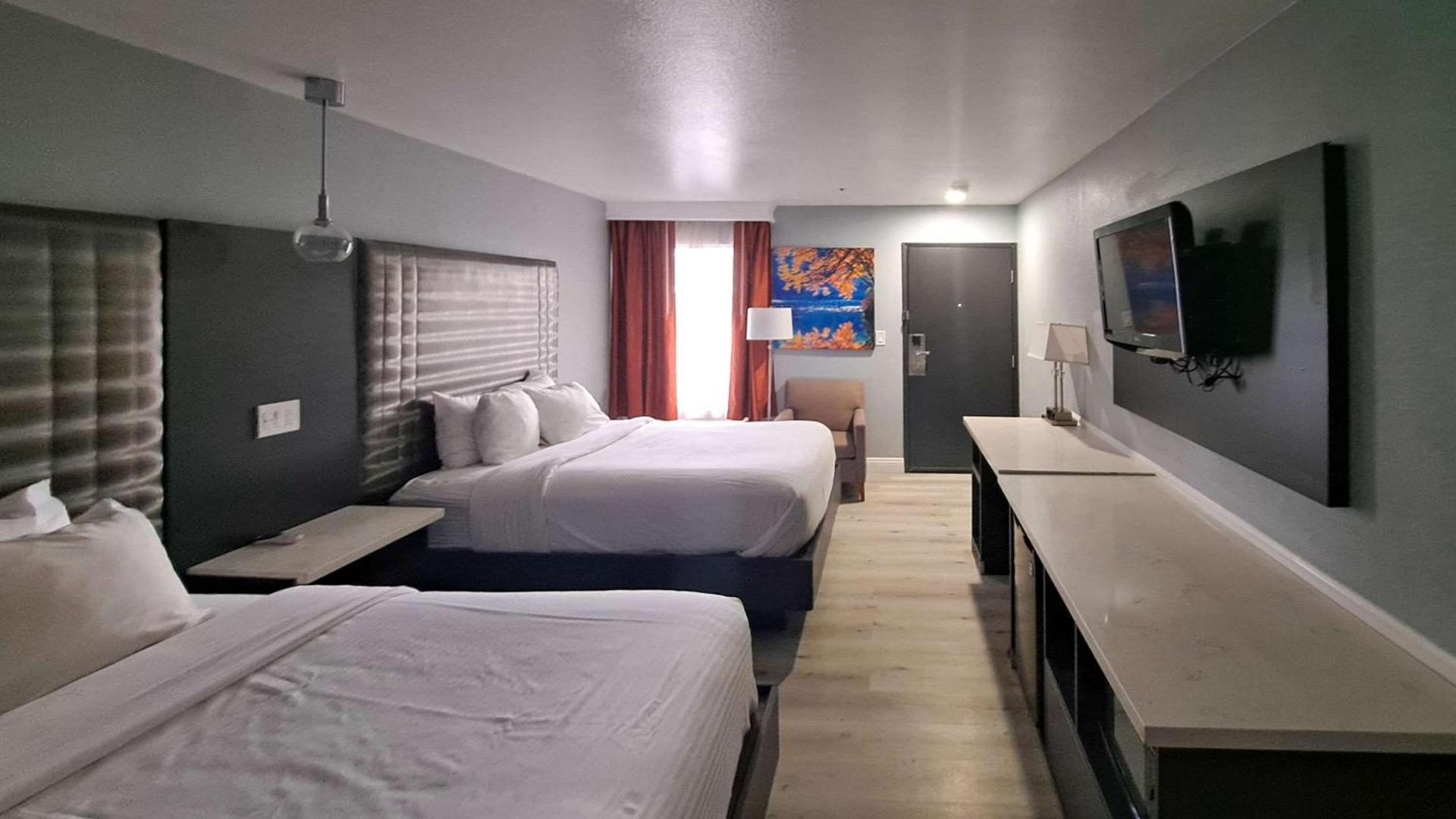 Clarion Pointe El Cajon San Diego East — hotel in El Cajon