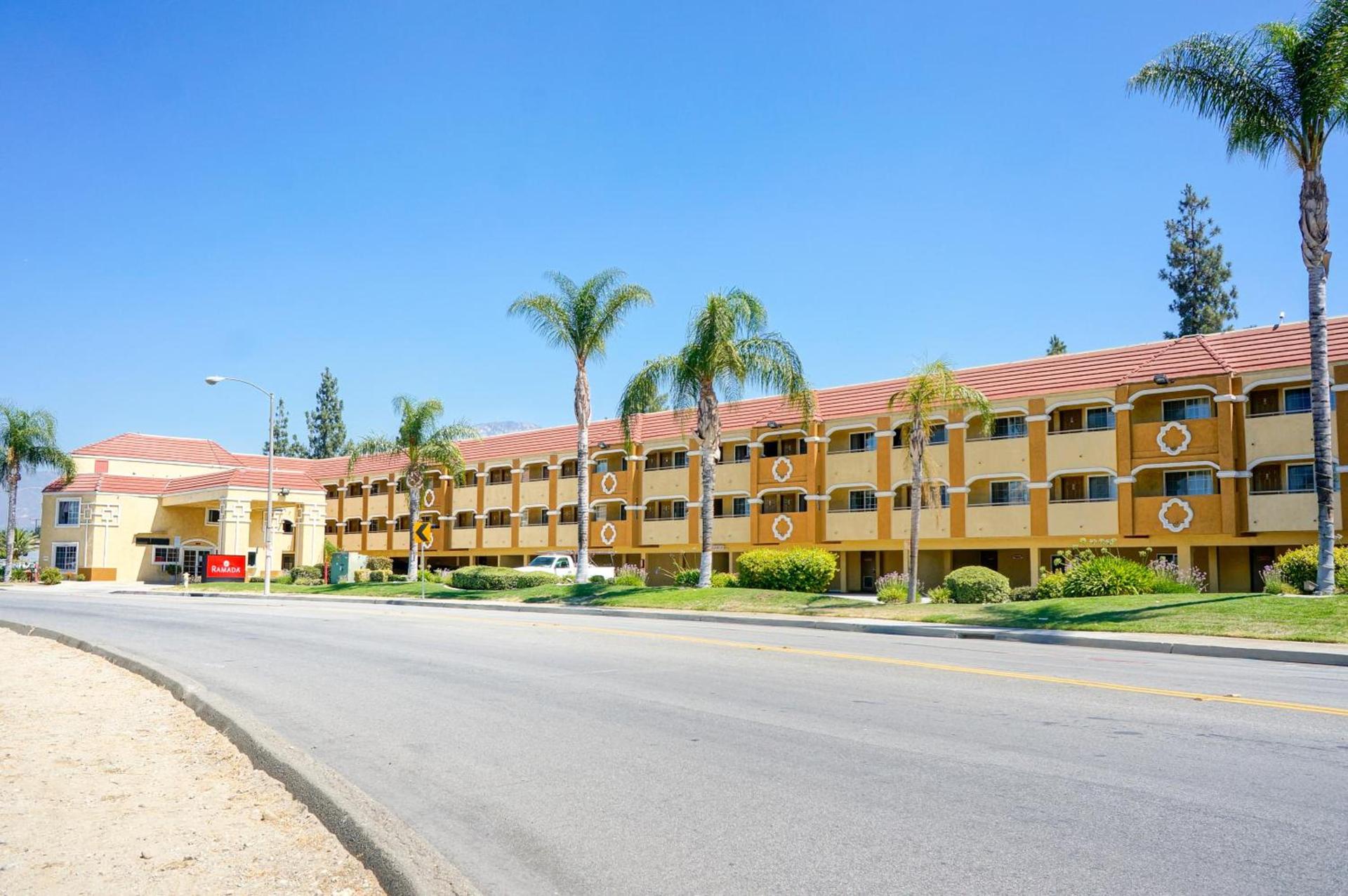 Ramada by Wyndham Ontario Airport & Convention Center — hotel in Ontario